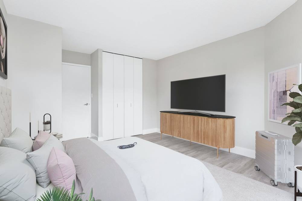 Three Bedroom Unit with Private Terrace - Kips Bay - No Fee