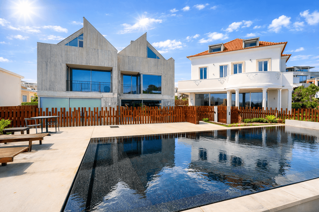 3+1 BEDROOM APARTMENT | PRIVATE GARDEN | 3 SUITES | WALKING DISTANCE TO THE BEACH | PREMIUM LOCATION IN ESTORIL