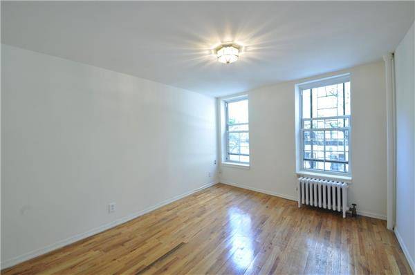 NO FEE |2 BED IN PRIME WEST VILLAGE