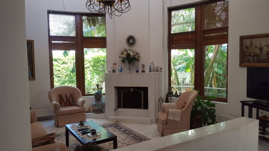 Beautiful 3-level Semi- detached Townhouse in Voula