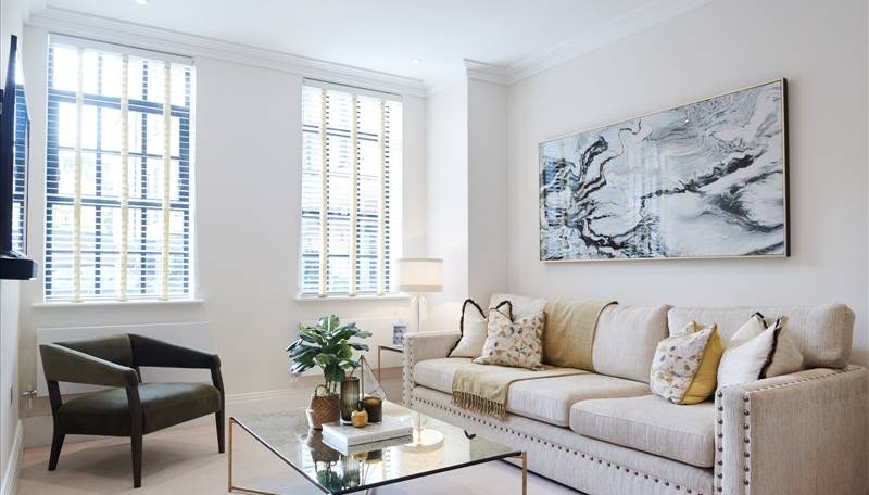 Stylish Hammersmith Riverside Apartment | 2-Beds, 2-Baths