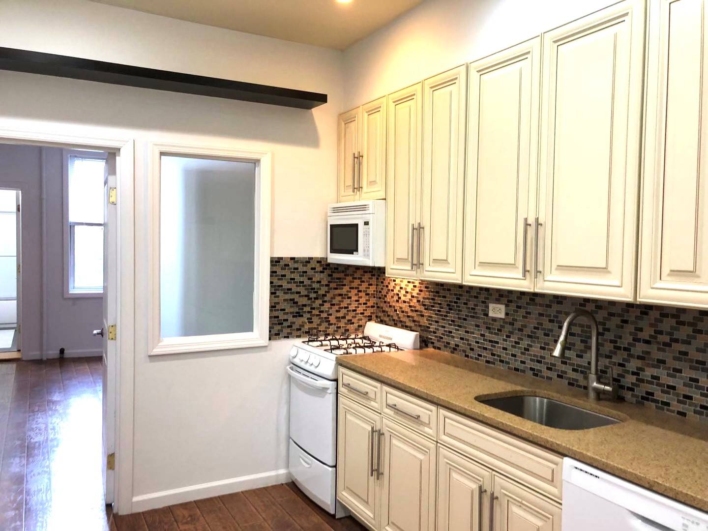 Two Bedroom/Two Bathroom in the Heart of LIC!