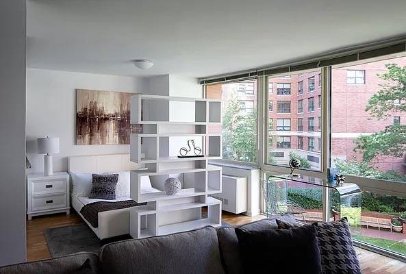 AMAZING ALCOVE STUDIO WITH FULL RIVER VIEWS IN TRIBECA