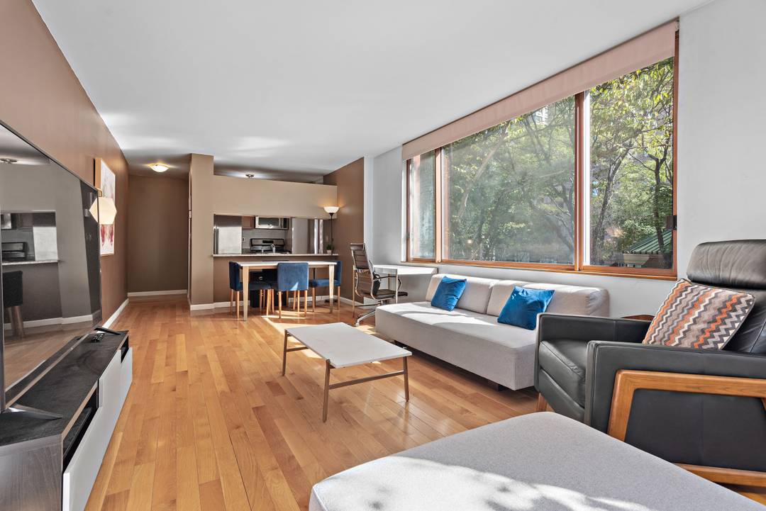 This incredibly spacious 1 bedroom residence at the most sought out building in Midtown Manhattan, Worldwide Plaza, is now available for SALE at an unbeatable price!