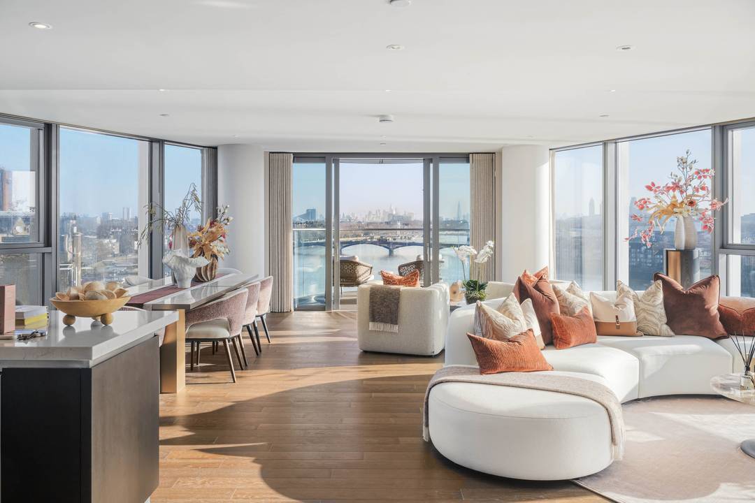 Exceptional Five Bedroom Lateral Apartment Within Iconic Tower East, Chelsea Waterfront, London