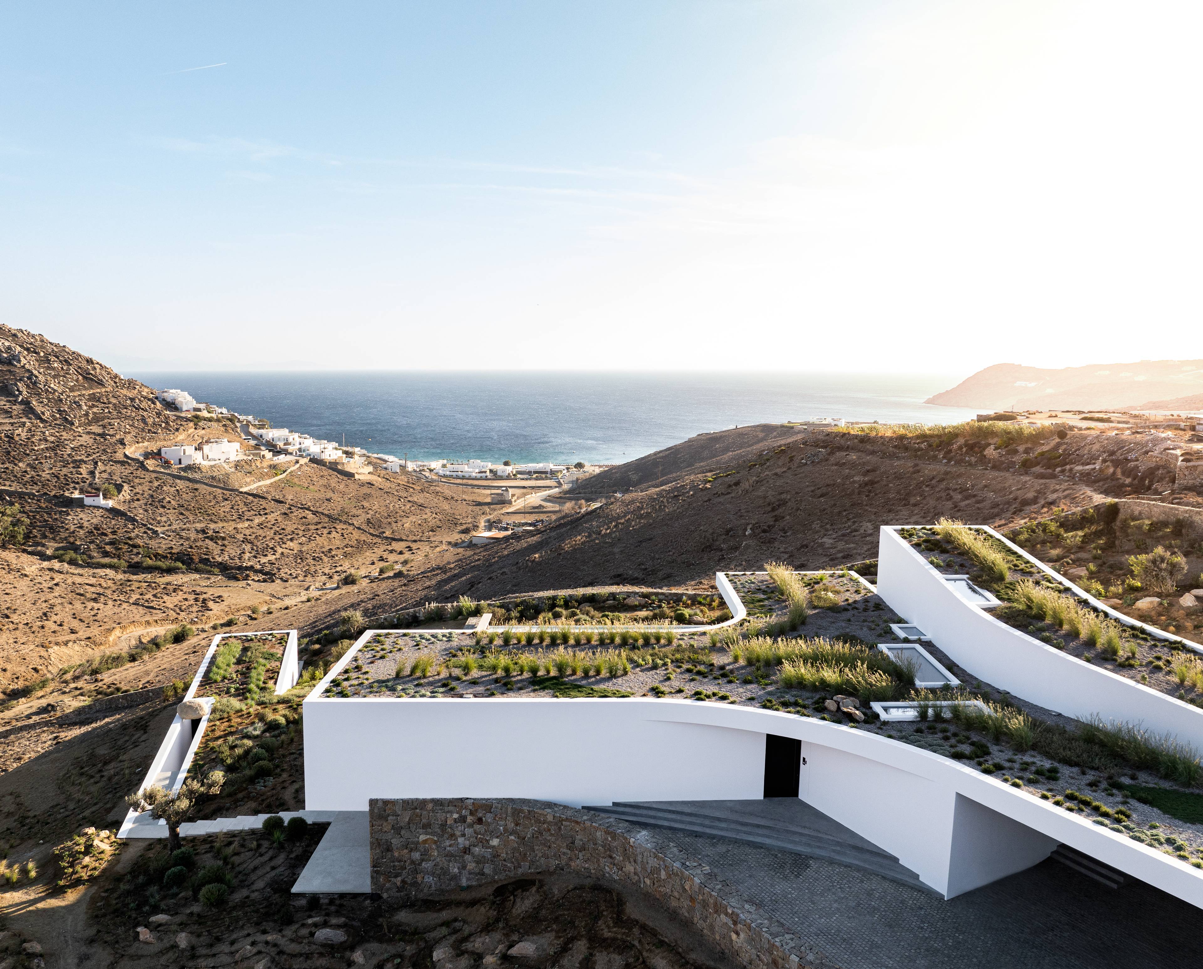 AIMASIÁ VILLA BY TOM DIXON, ELIA — MYKONOS