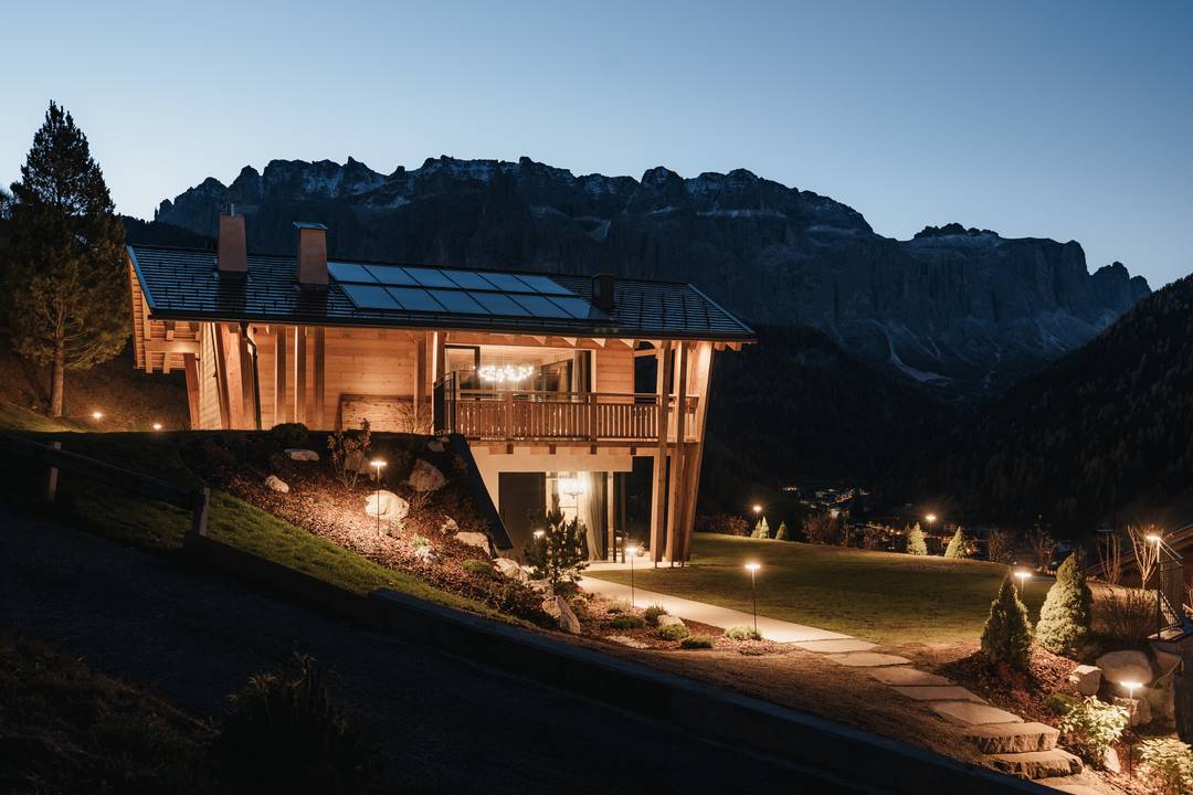 A Private Alpine Retreat with Infinity Pool and Exclusive Spa in the Heart of the Dolomites