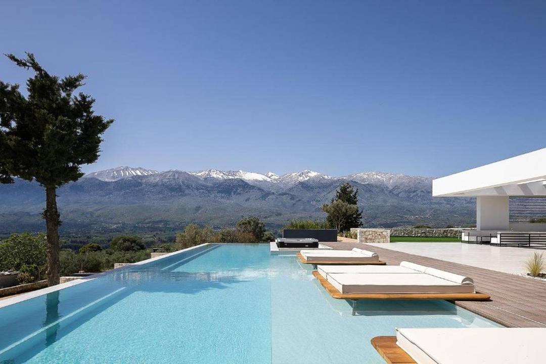 Luxury Private Villa with Pool & Splendid Mountain Views.