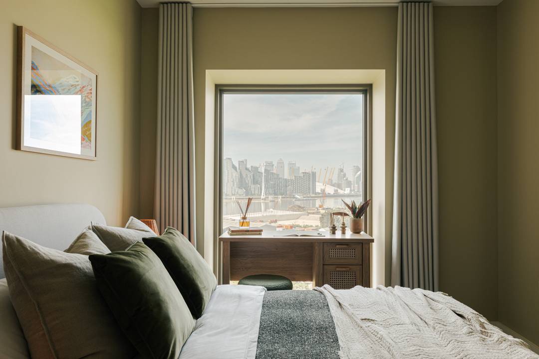 Two Bedroom Fifth Floor Apartment With Balcony in The Pearsall, Riverscape