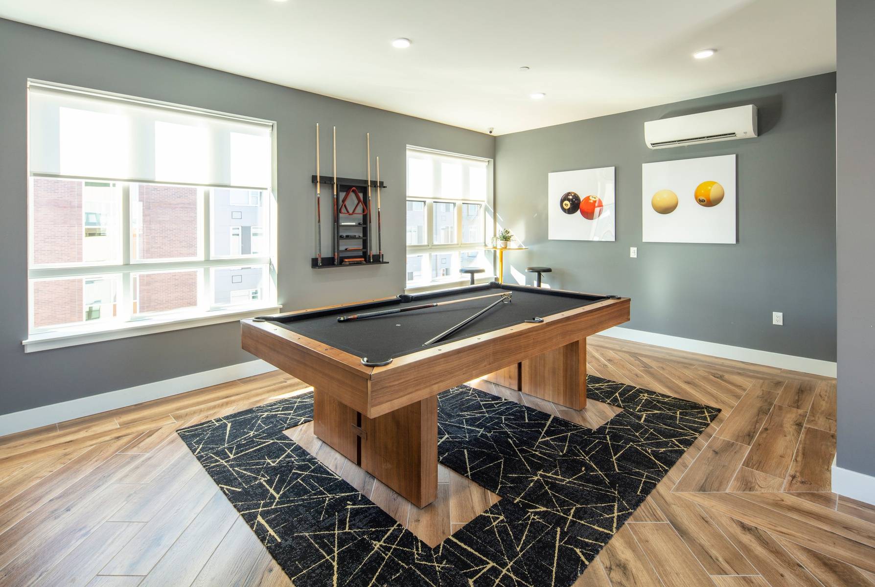 Large 1 Bedroom Apartment - Jersey City, NJ