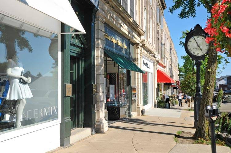 Sophisticated Downtown Greenwich Apartment