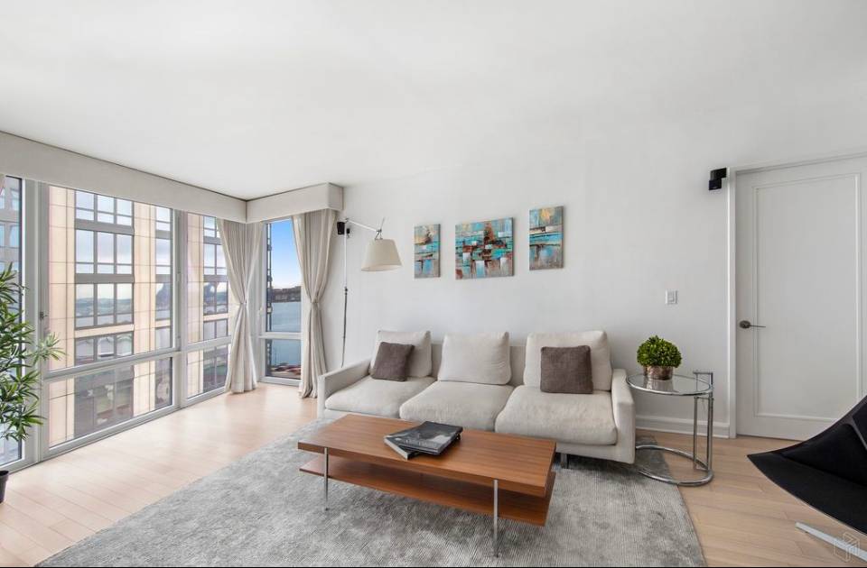 80 Riverside Blvd. Residence 12N New York, NY  10069