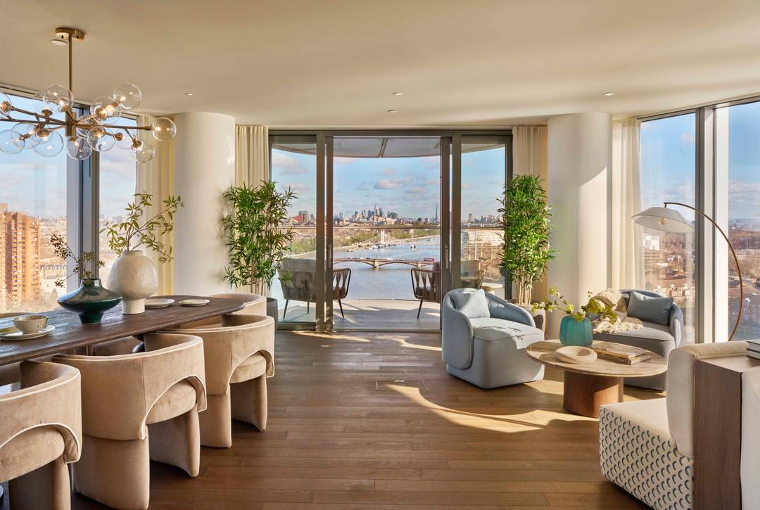 Four bedroom lateral apartment with stunning river views, Chelsea, London