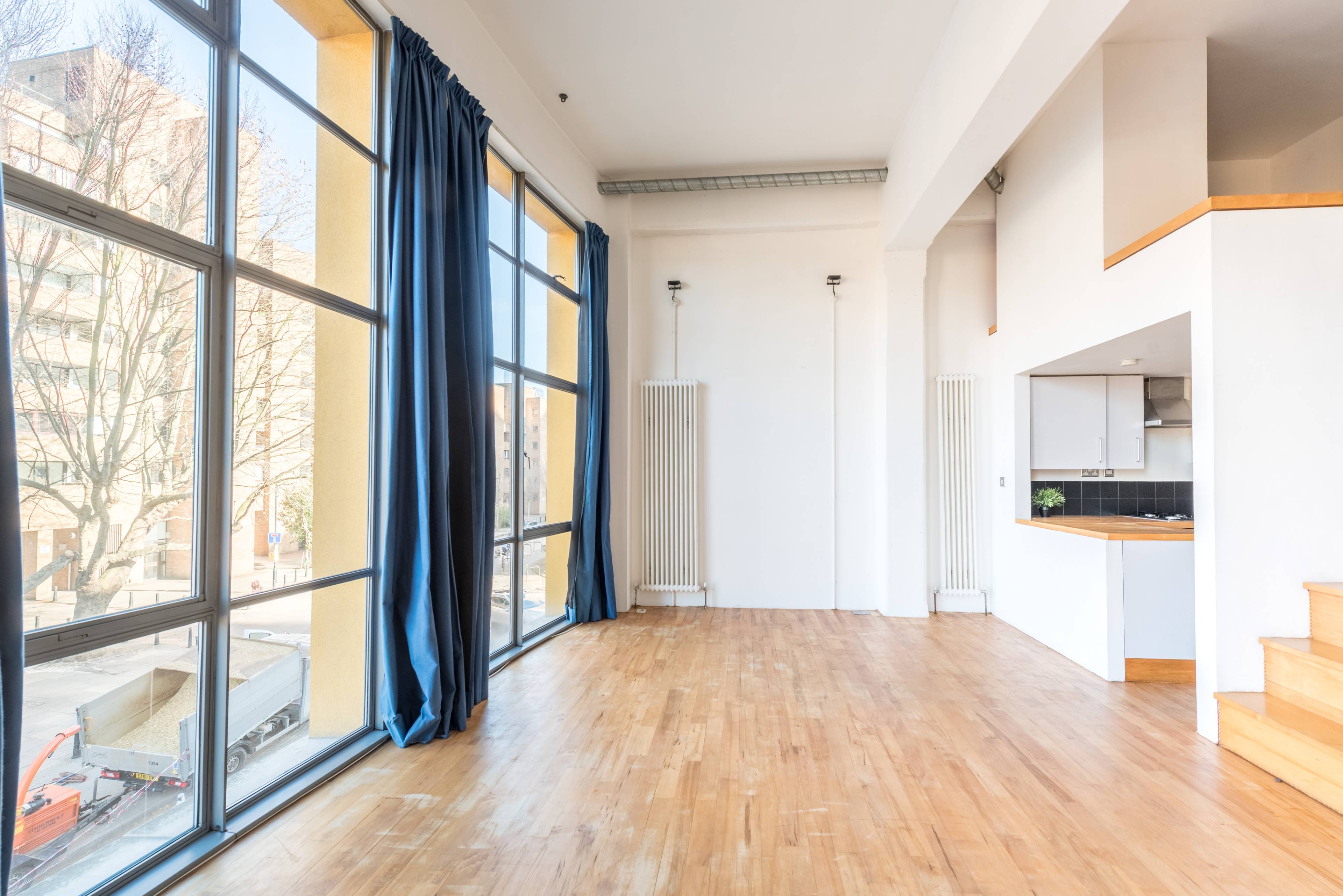 Superb double height loft apartment in fashionable Southbank location.