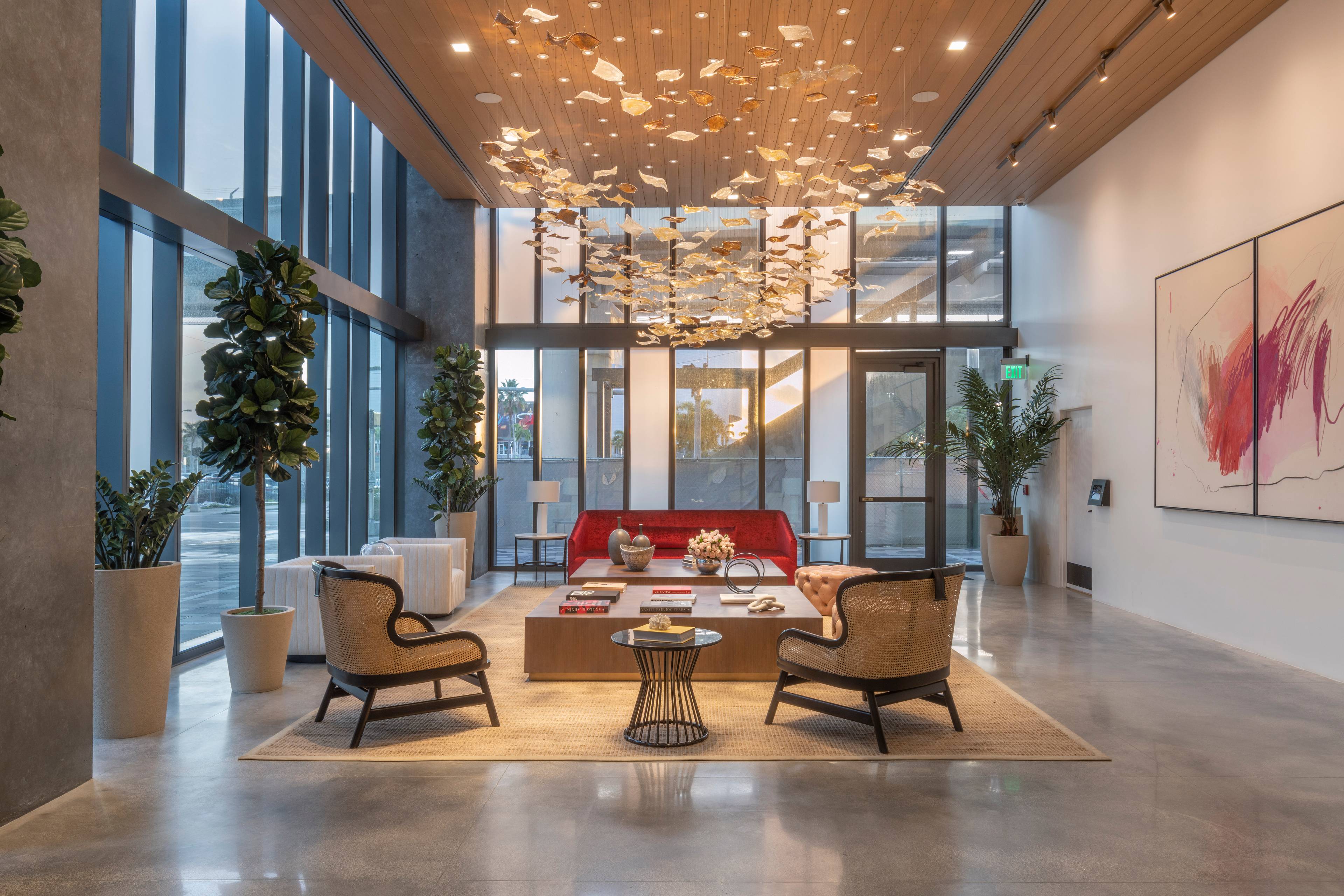 MIAMI DOWNTOWN LUXURY APARTMENT FOR RENT | 1 BED 1 BATH, BALCONY, PARKING | 734 SF