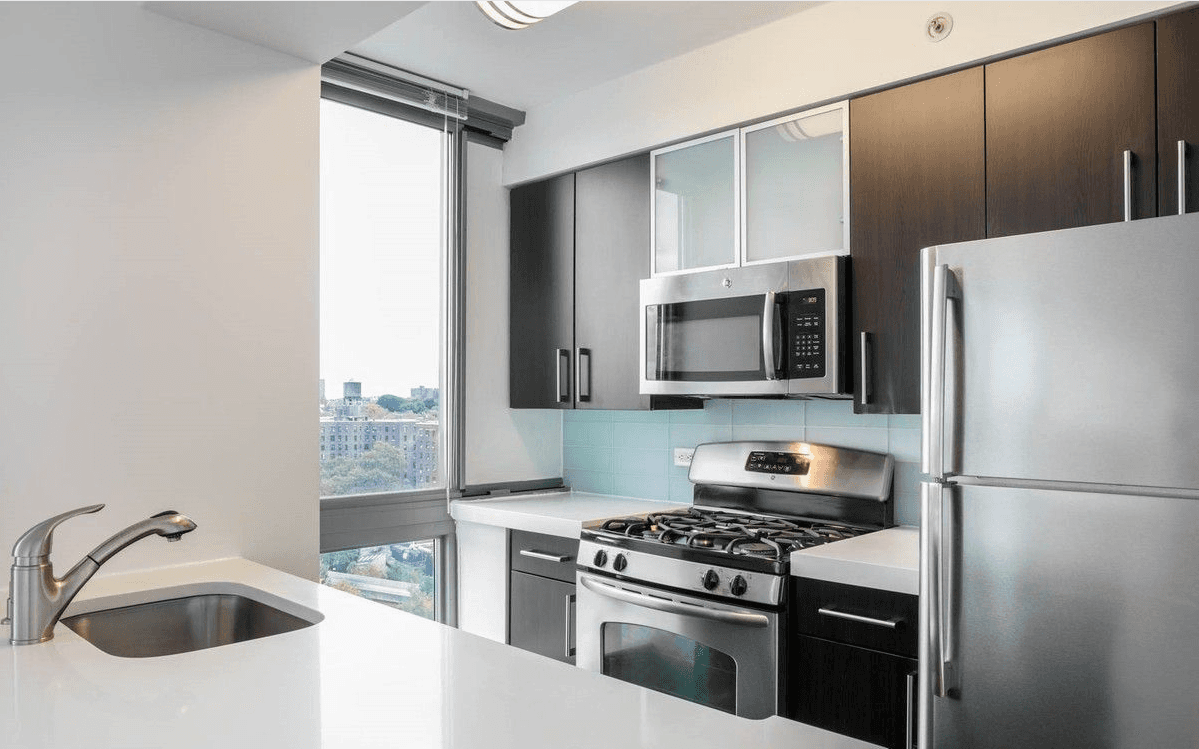 Luxury One Bedroom in the Heart of Downtown Brooklyn! No Fee!