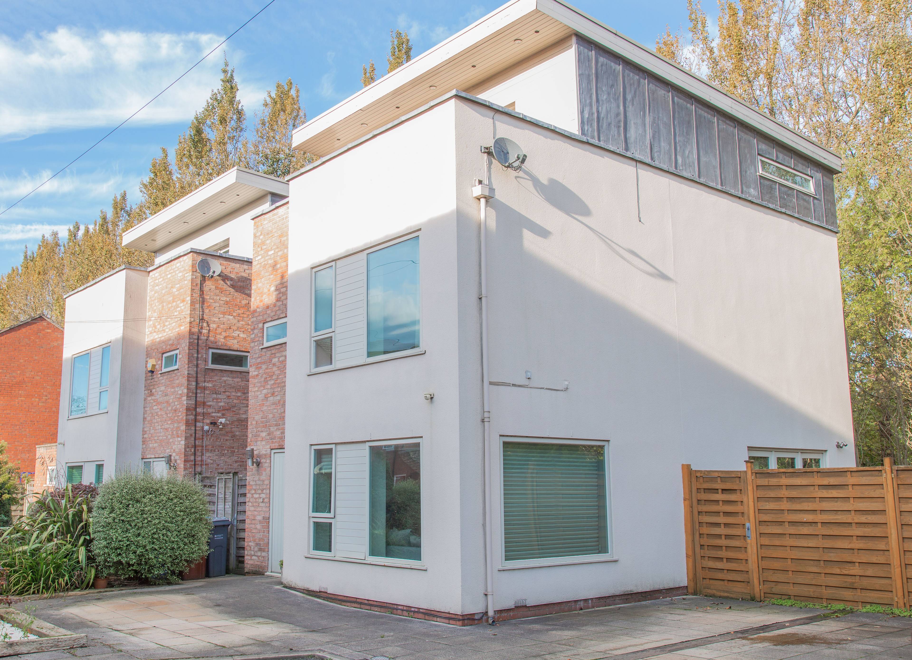 We are extremely delighted to present this four bedroom detached modern home, situated in the ever growing and popular West Didsbury Village.