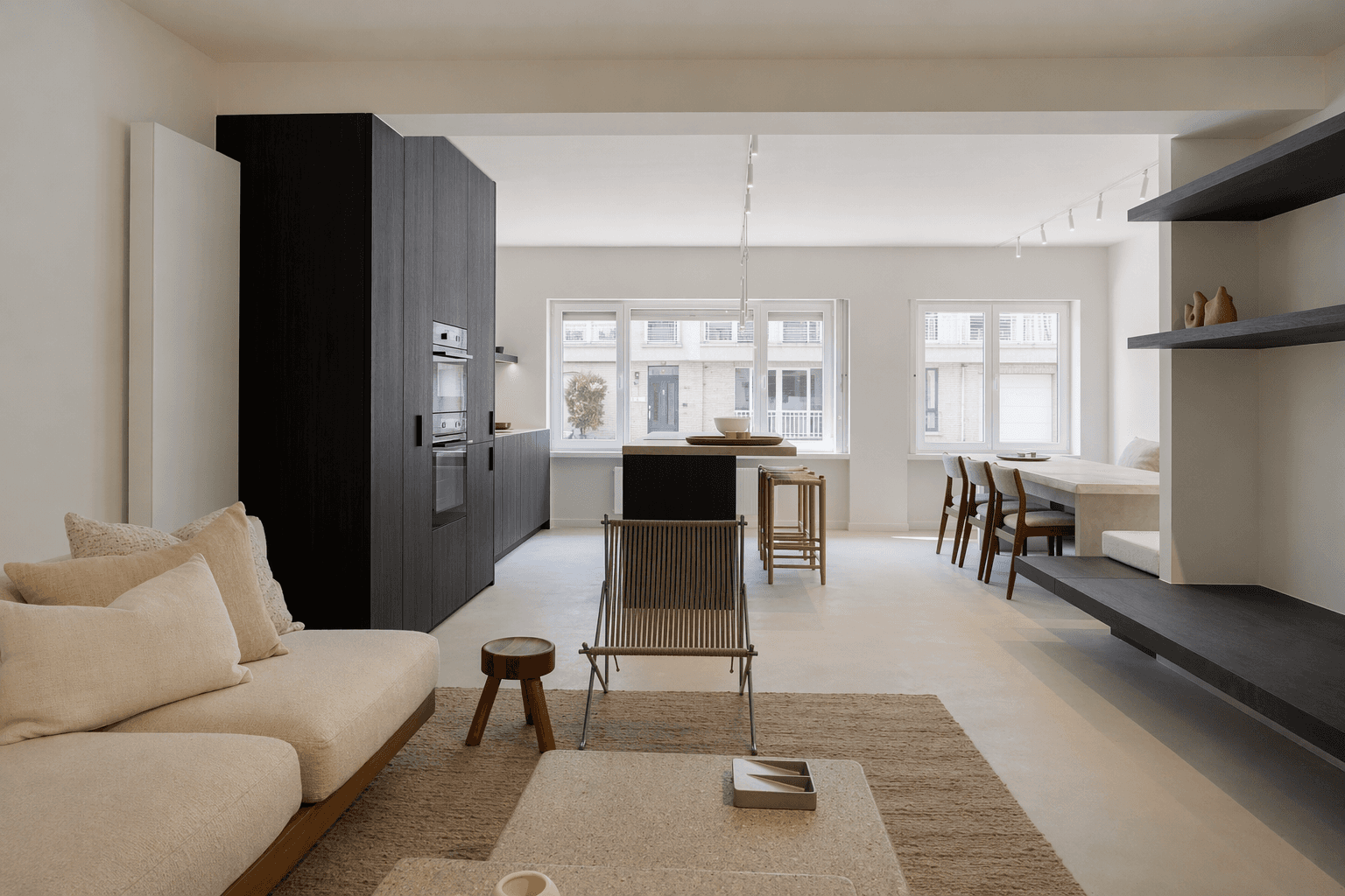 Exclusief wonen in de Paul Parmentierlaan: Een meesterlijk gerenoveerd luxe-appartement in hartje Knokke