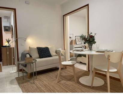 Building for Sale in Born