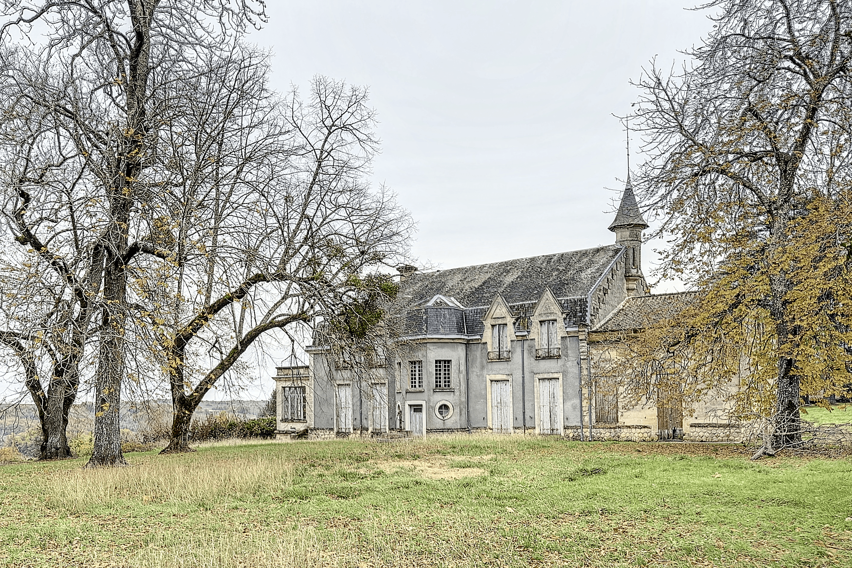 Experience the Grandeur of French Heritage and Bordeaux Wine Tradition at Château Lalène