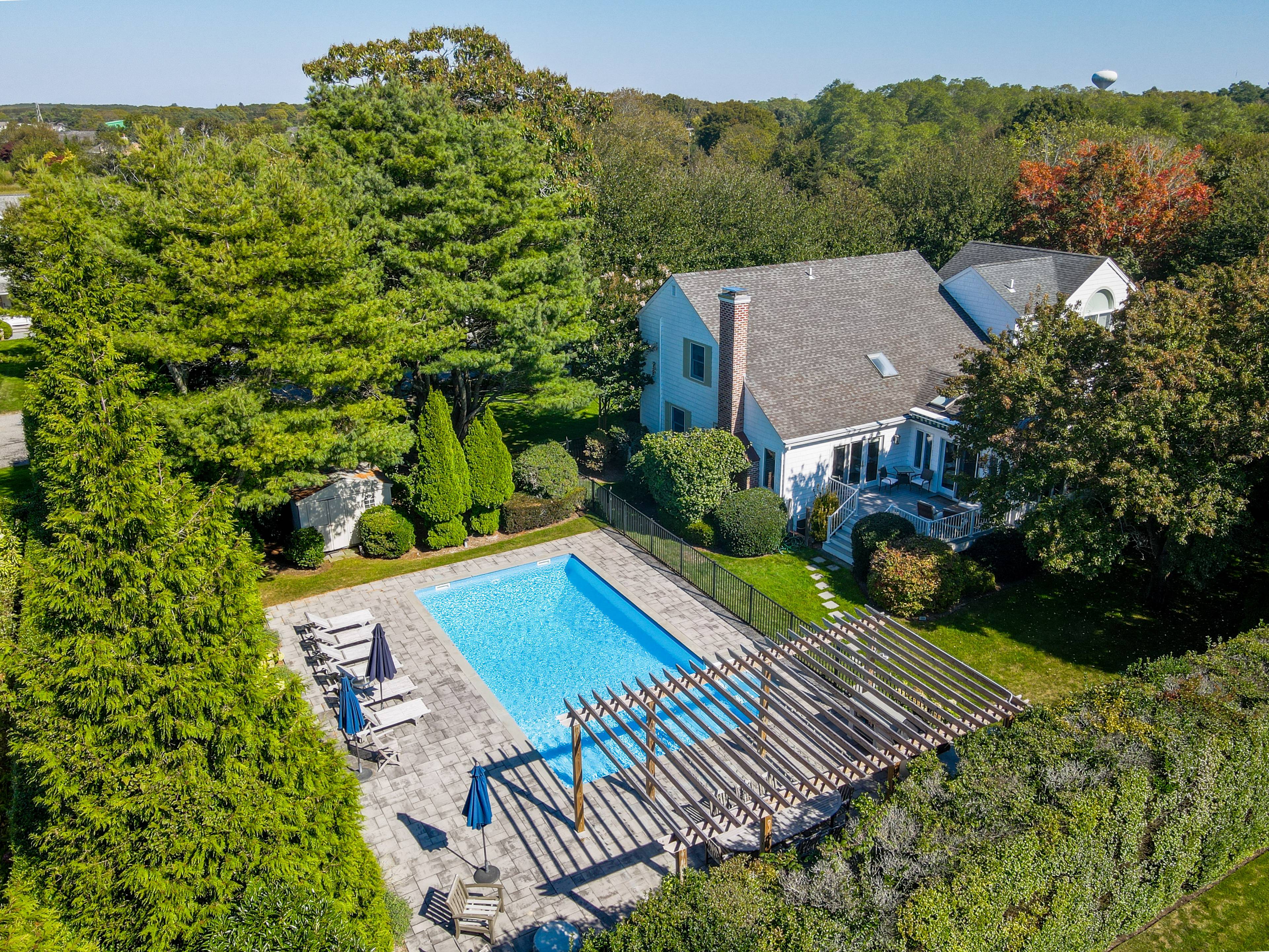 Perfect 4 Bedrm Southampton Village Location Minutes to Ocean