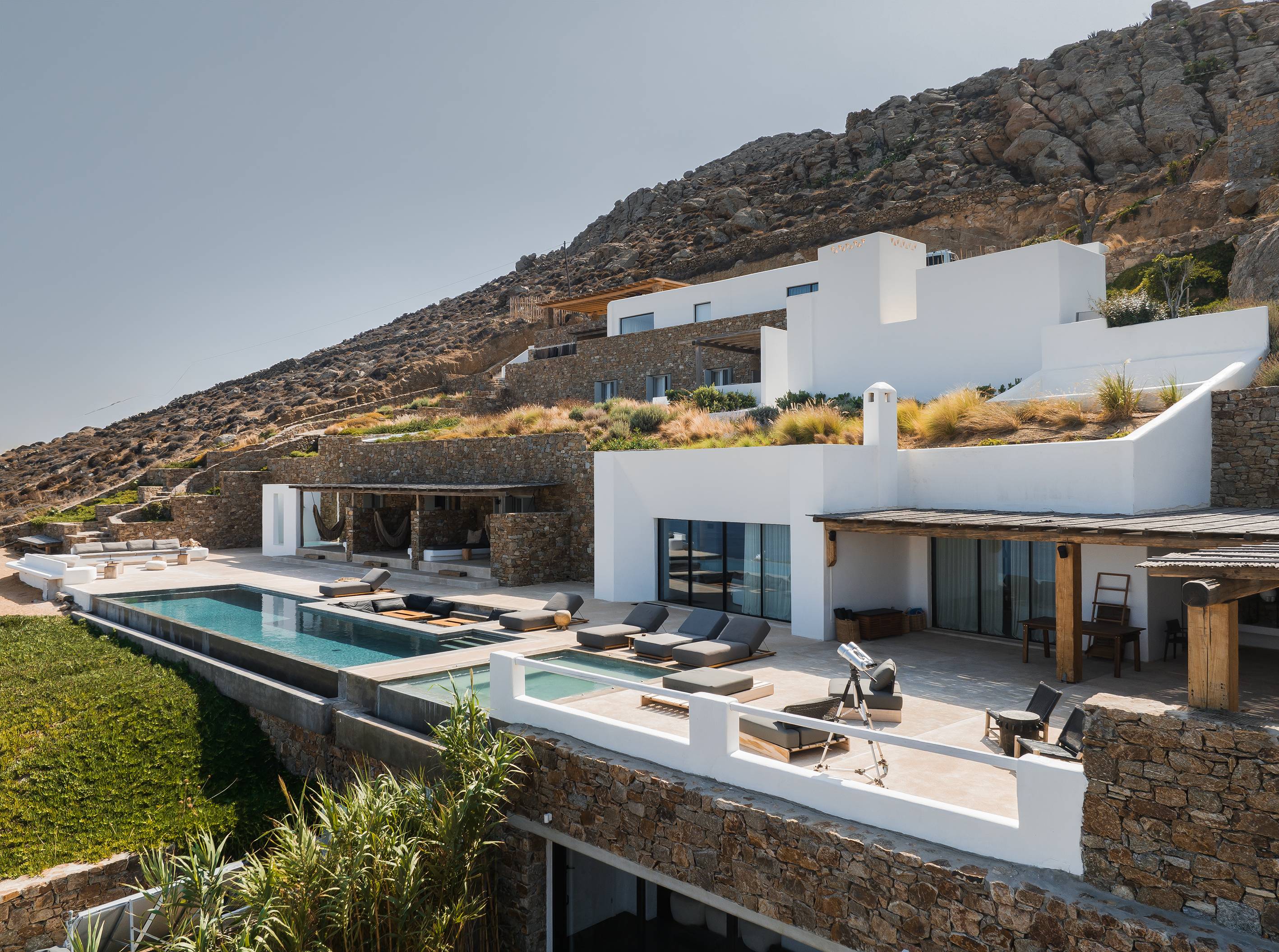 Villa Maera Maximus: Iconic Cycladic Luxury with Breathtaking Views in Mykonos