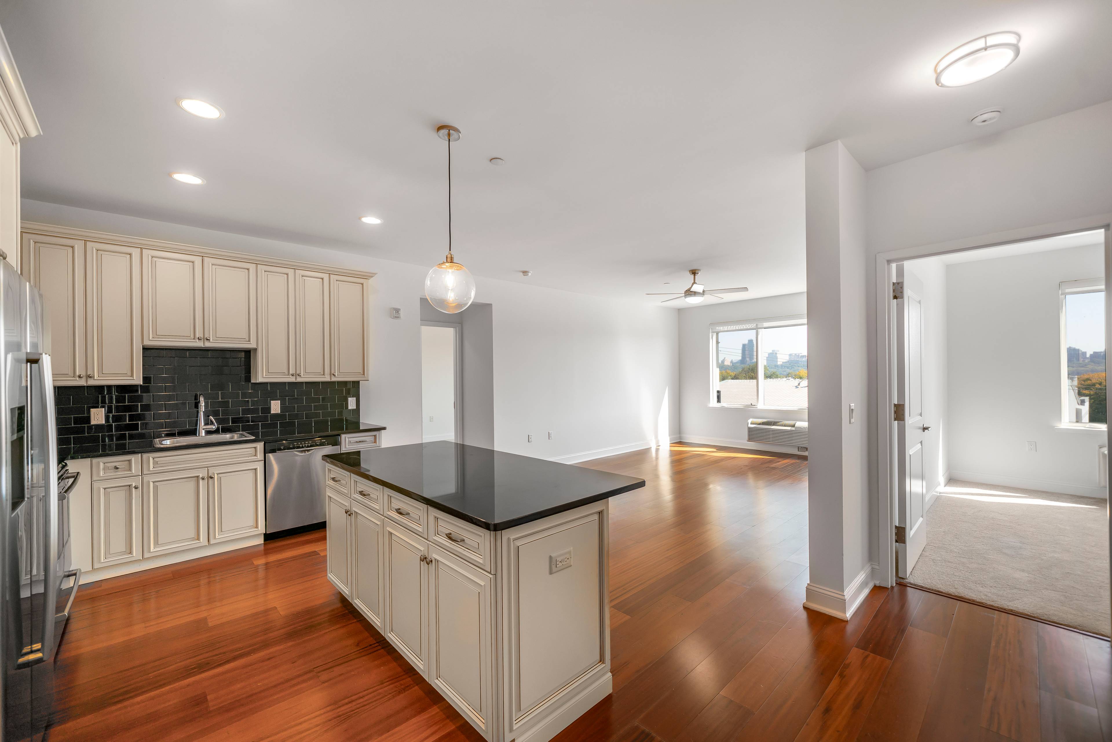 Open 2 Bedroom 2 Bath Apartment located at the Infinity Edgewater NJ.  Washer/Dryer In Unit.  Outdoor Space!