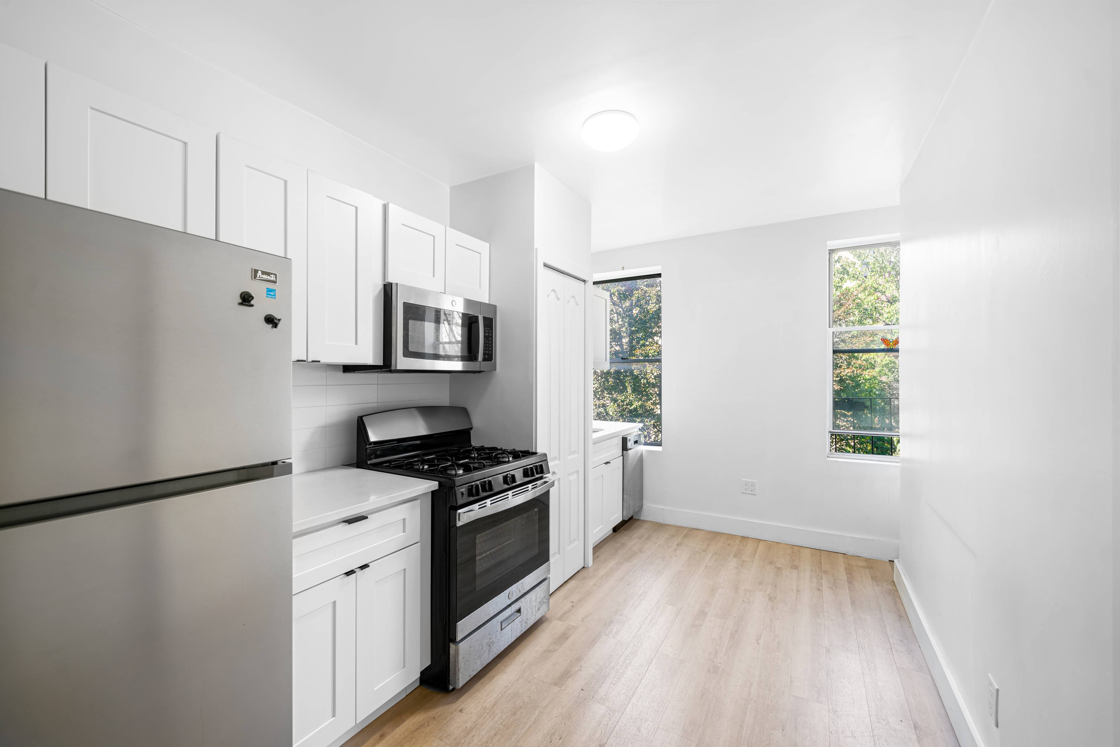 Renovated 1 Bedroom 1 Bathroom Apartment located on Park Avenue in Hoboken NJ