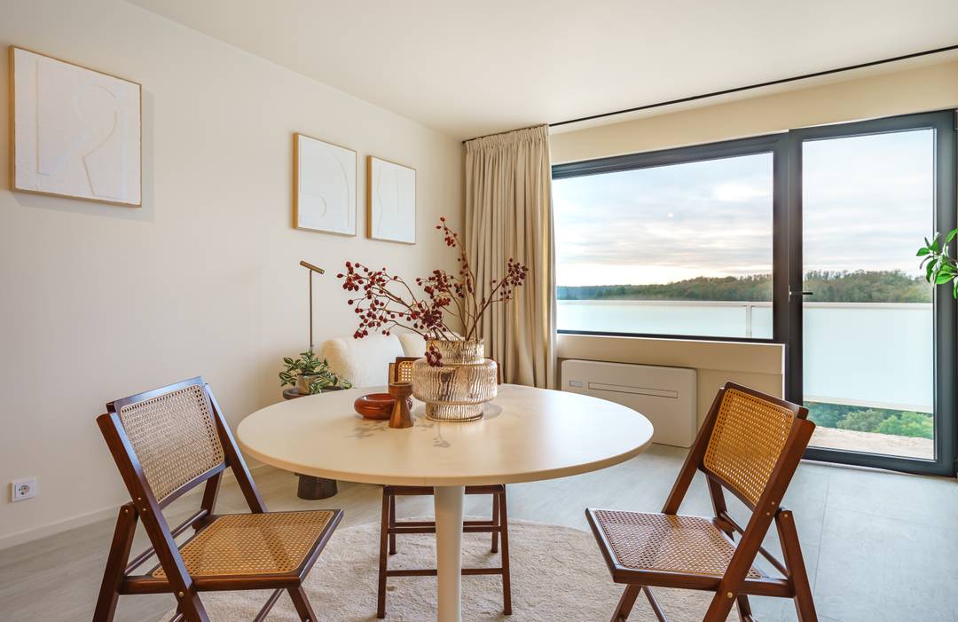 Elegant 1-Bedroom Apartment in a Luxury Redevelopment with Amenities, Luxembourg