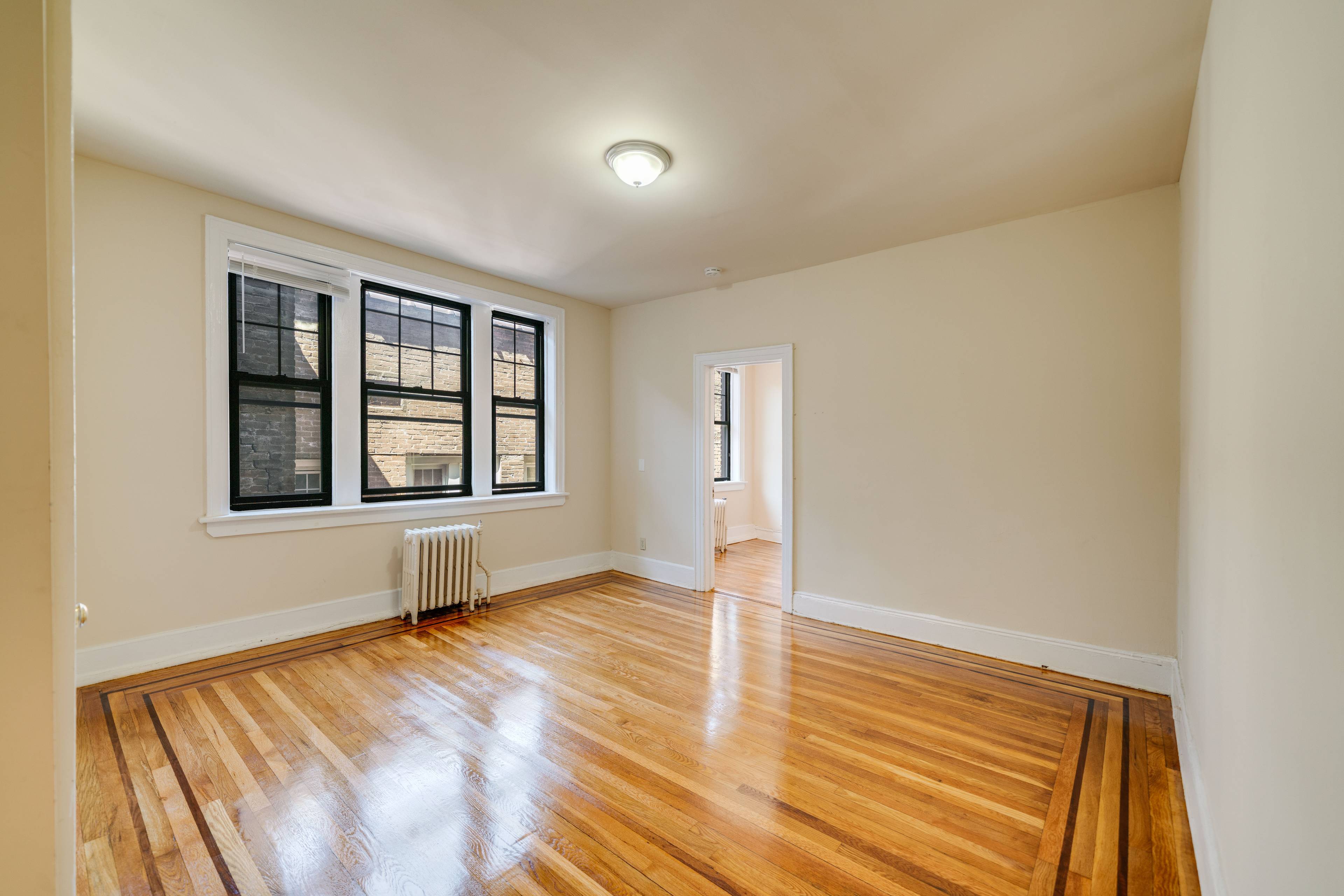 Large Renovated 1 Bedroom home located in Palisade Park!  King Size Bedroom.  Great Natural Light.  Super on Site.  Laundry On Site