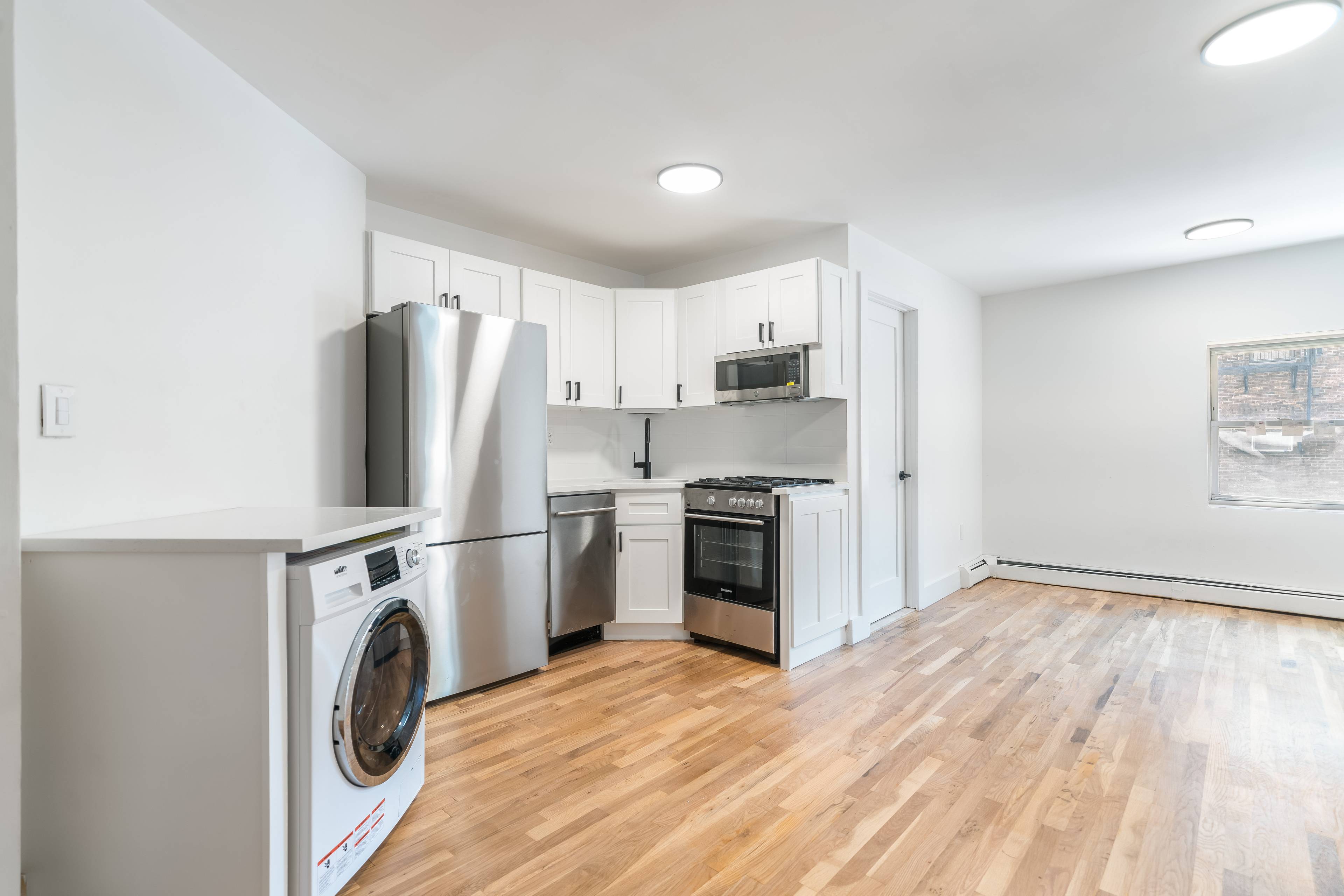 Renovated 2 bedrooms/1 bath in Hoboken, Laundry in Unit!