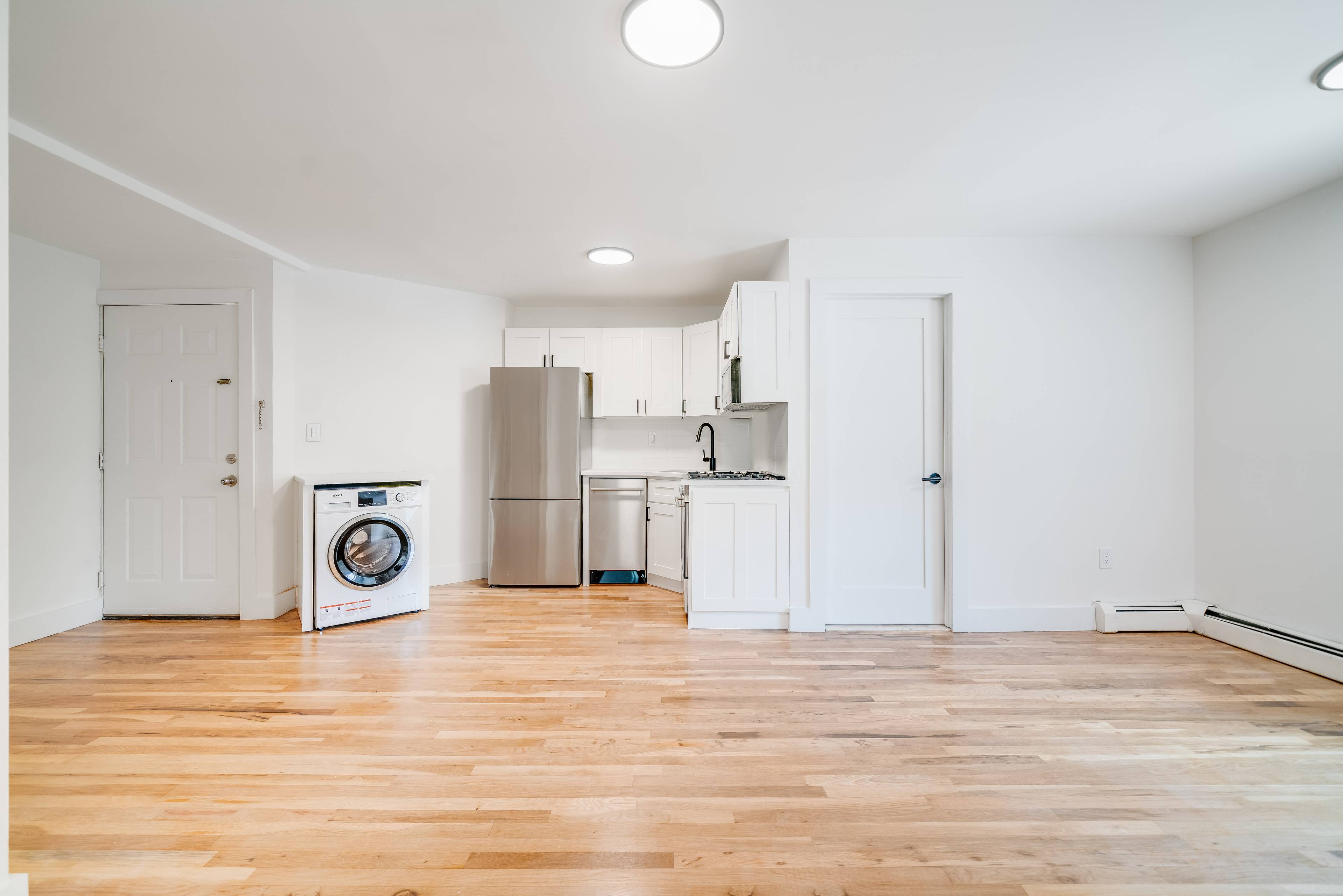 RENOVATED 2BR/1BA Apartment located at 500 Monroe Street in Hoboken NJ!