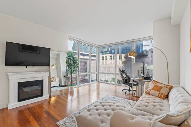 Rare Corner 1BR Gem at 10 West End Avenue Condominium