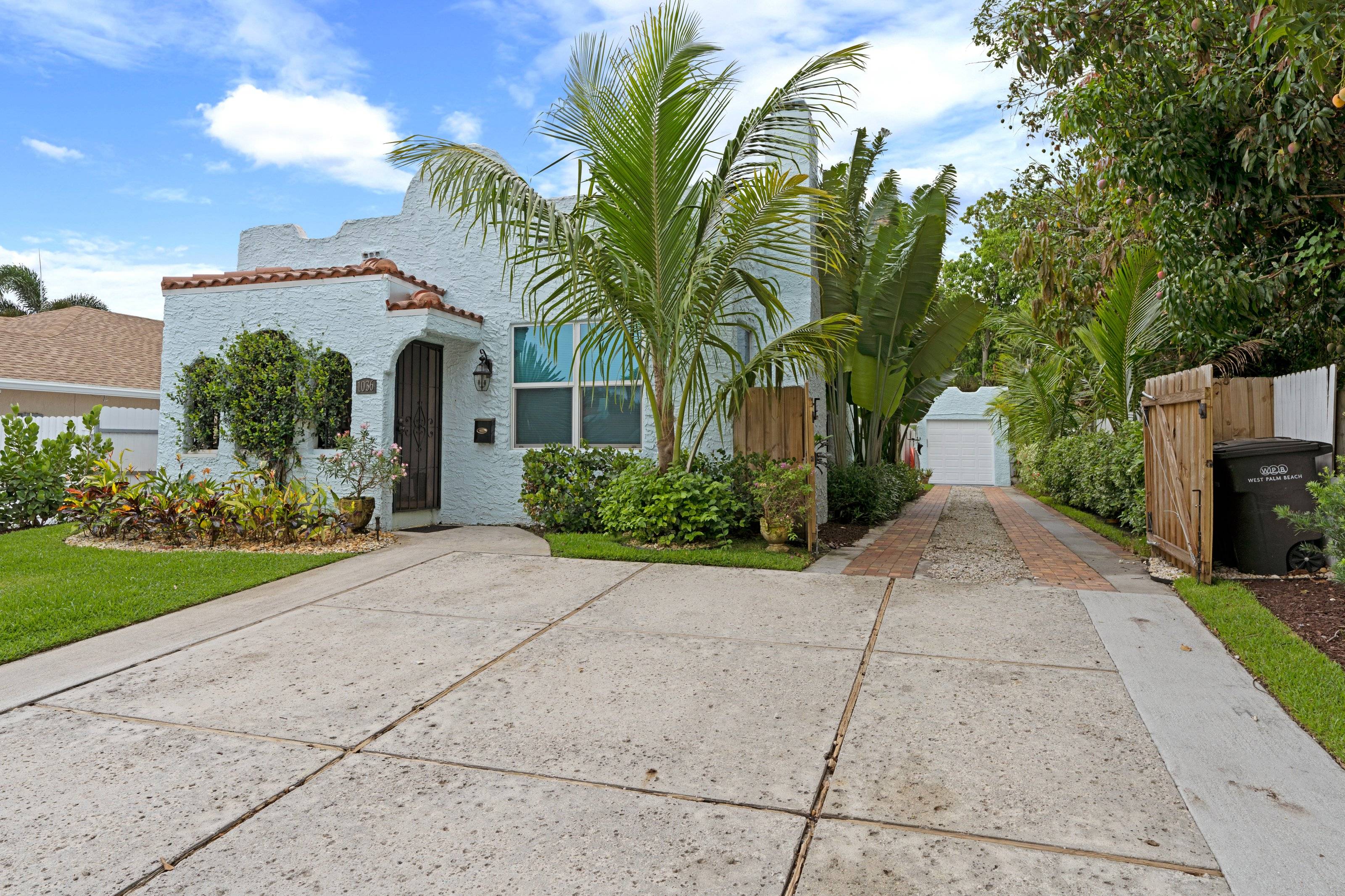 Magnificent Spanish Bungalow with Guest House and Garage!!