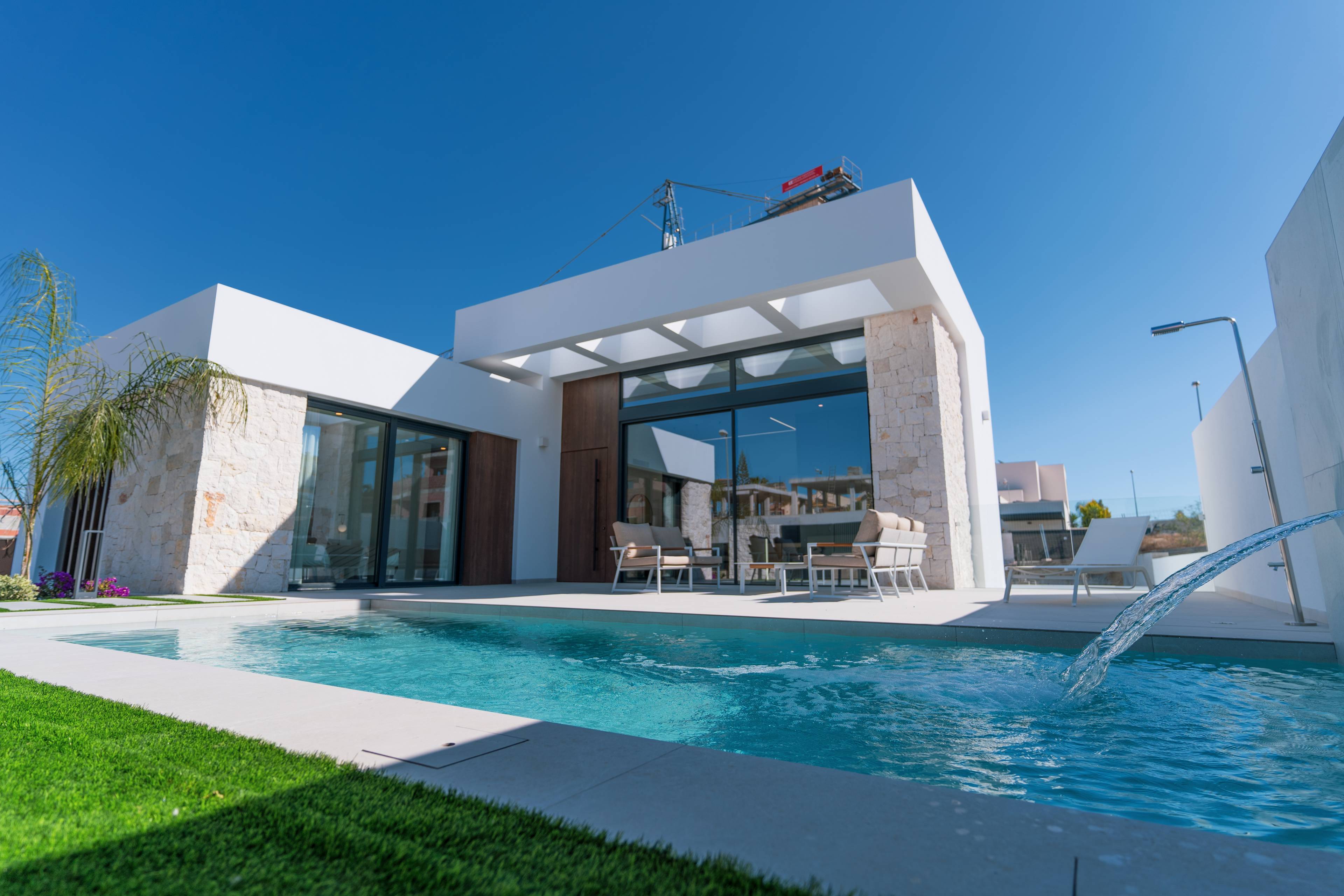 NEW BUILD VILLAS IN ROJALES