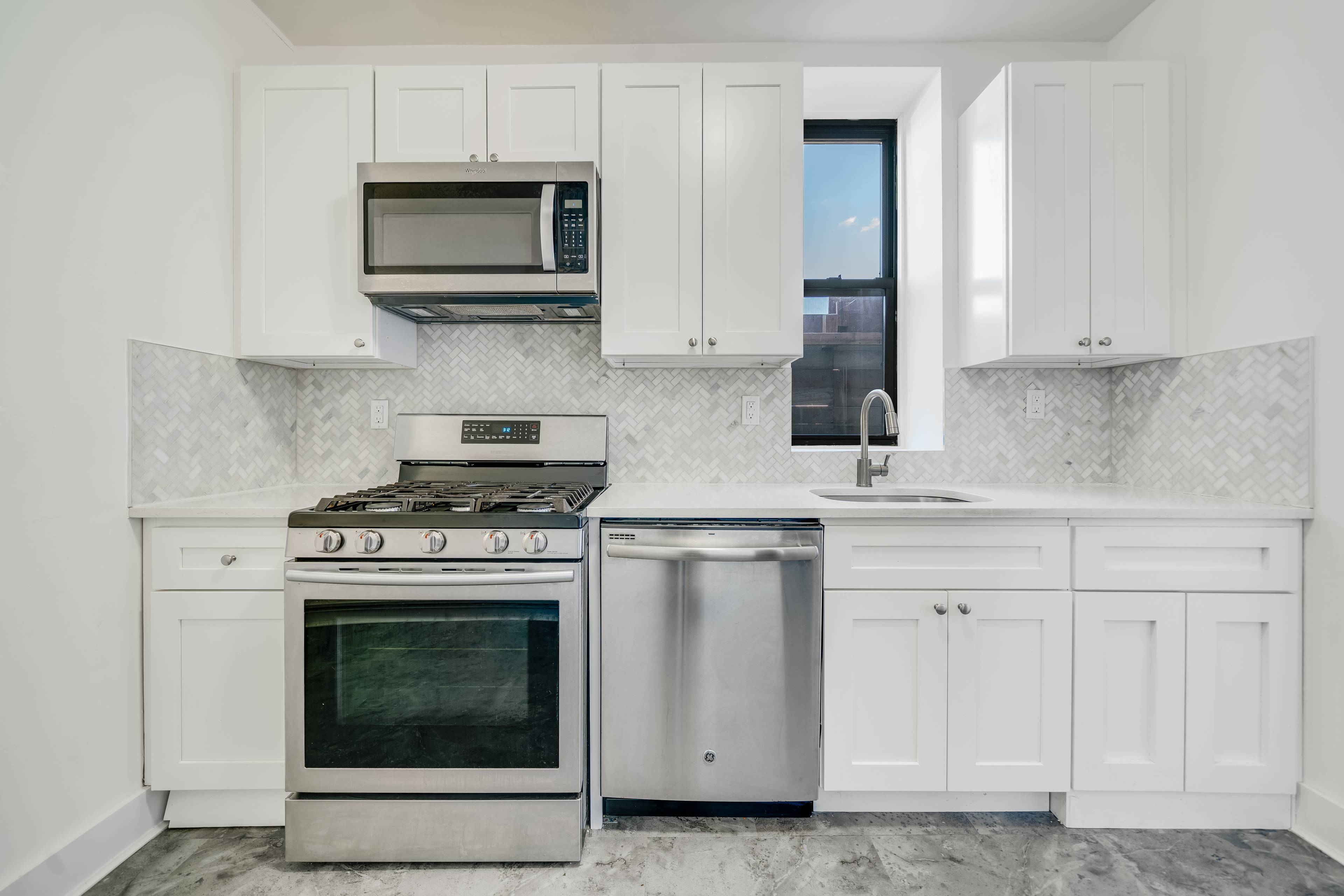 2 Bedroom Apartment located at 335 Garden Street in Hoboken NJ!