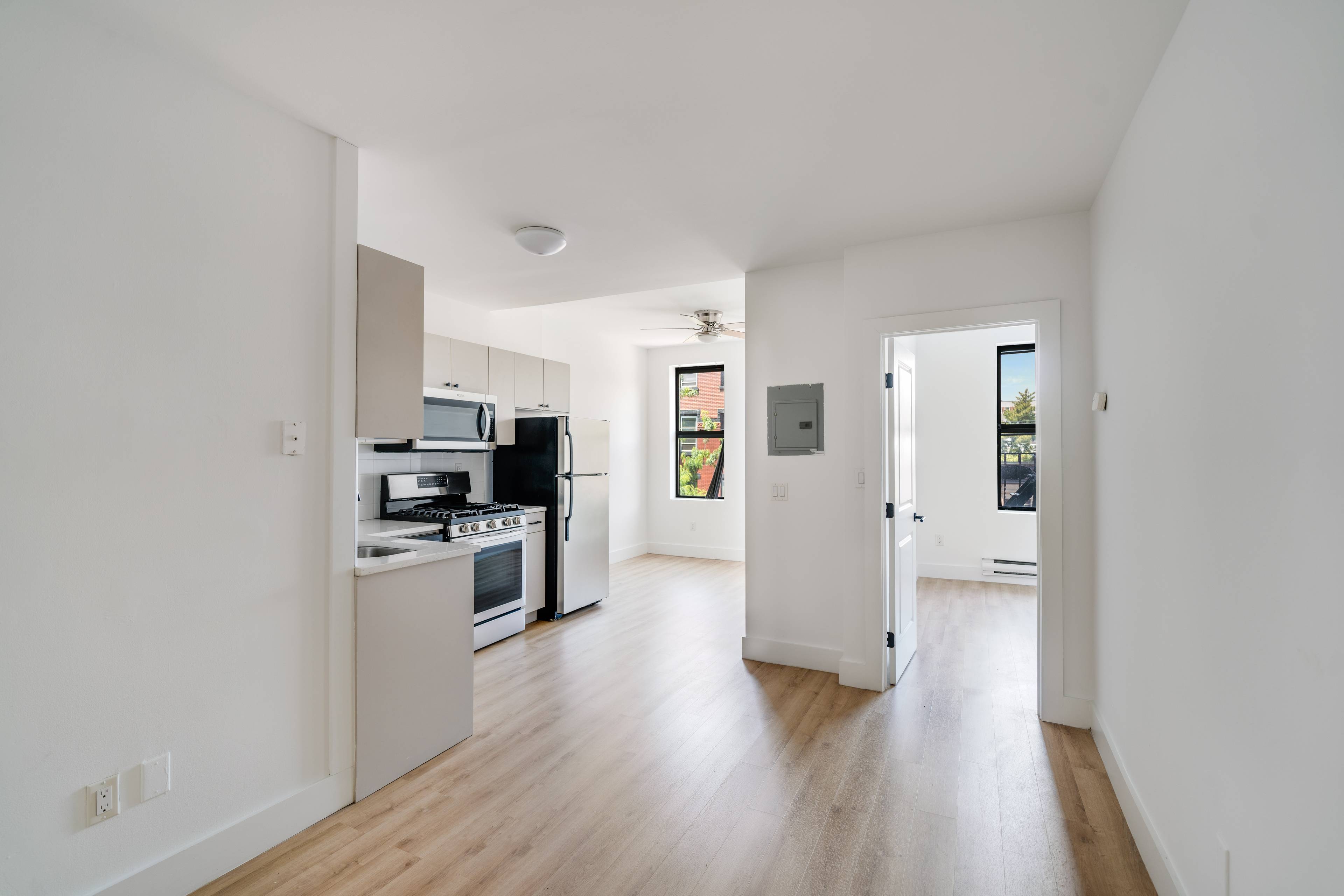 Two Bedroom Apartment located in Hoboken NJ.  Downtown Hoboken Living.  Laundry in the Building.