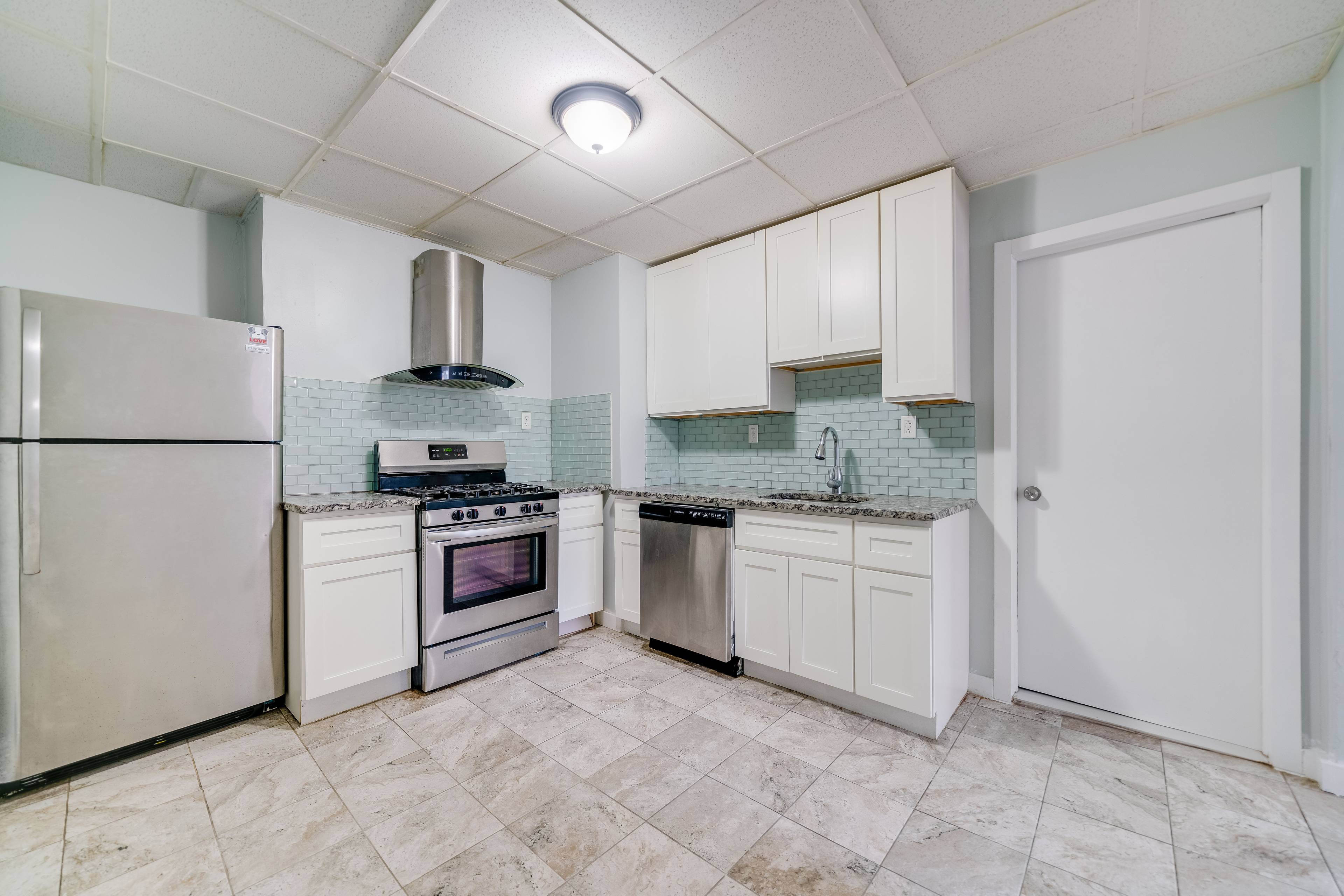 Ground Floor 1 Bedroom Apartment now available in Union City!  No Brokers Fees!  Minutes to NYC Transportation!