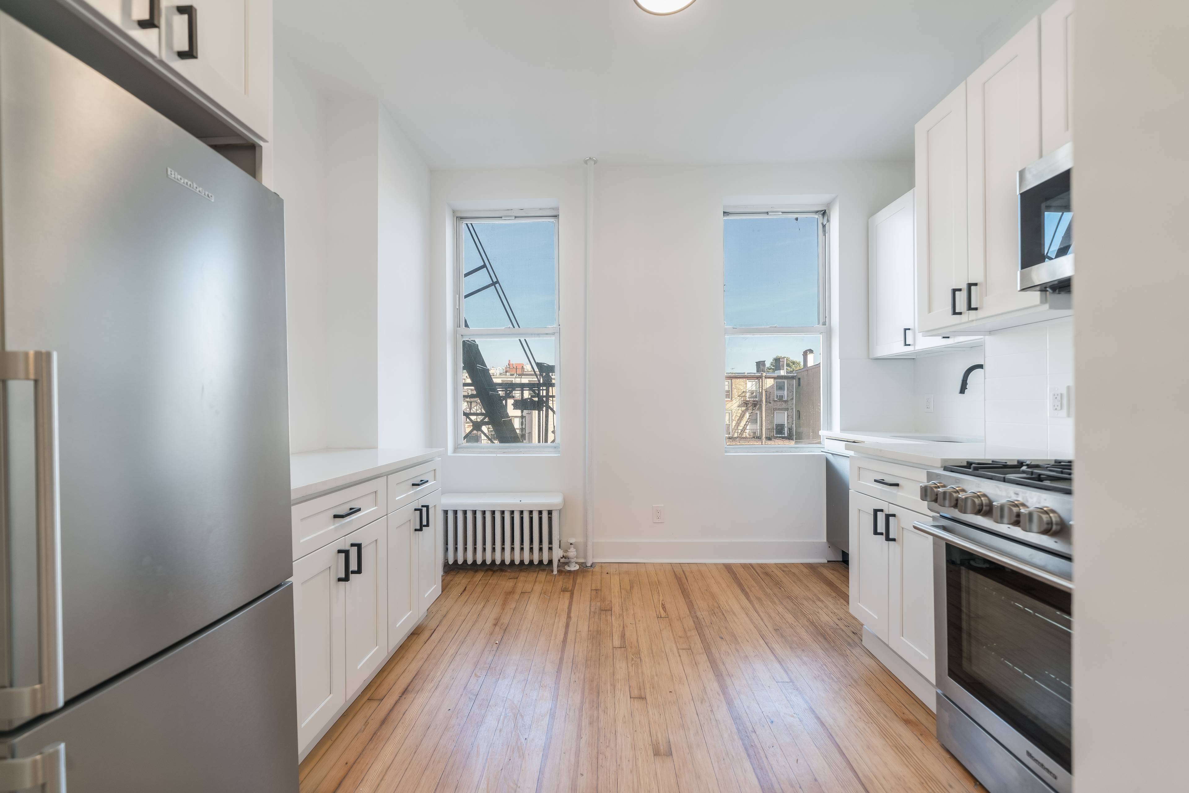 Beautiful Open 1BR in Downtown Hoboken!  High Ceilings!  Newly Renovated.