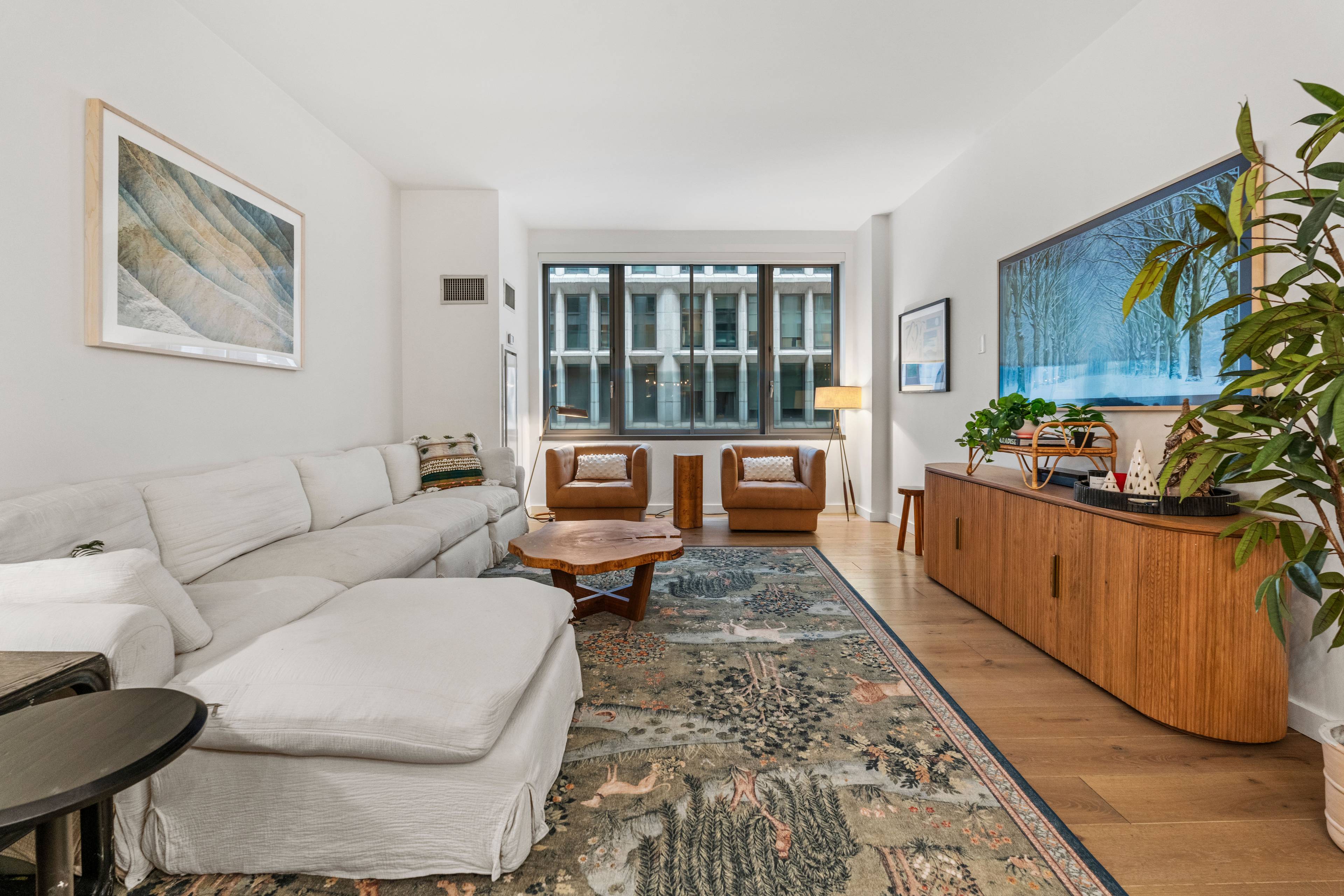 Rare, Full-Floor-Scale Flatiron District Home | 4 West 21st St 3AD