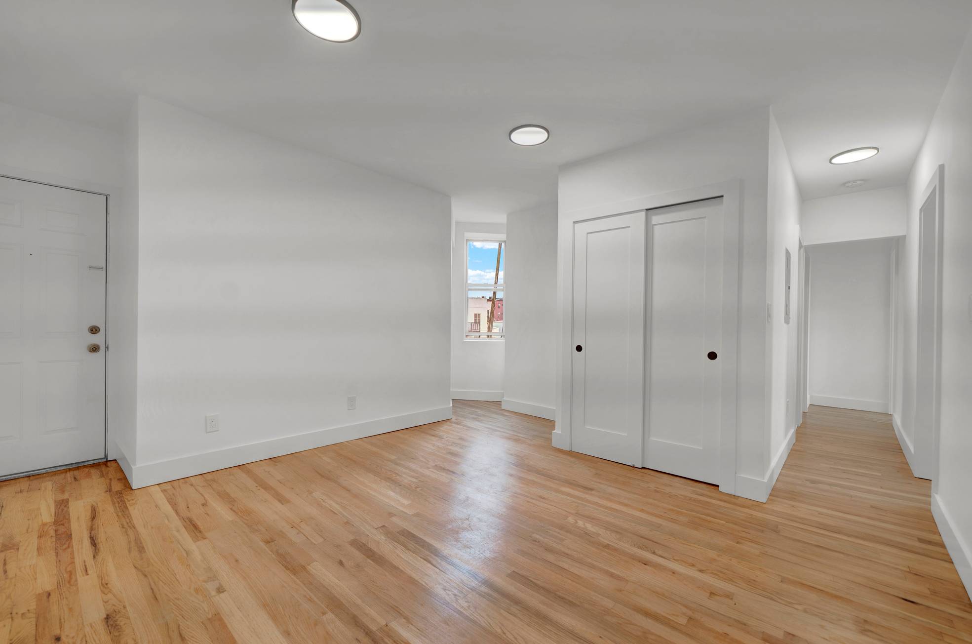 Renovated 3 Bedroom apartment located in Downtown Hoboken NJ.  Laundry On Site.
