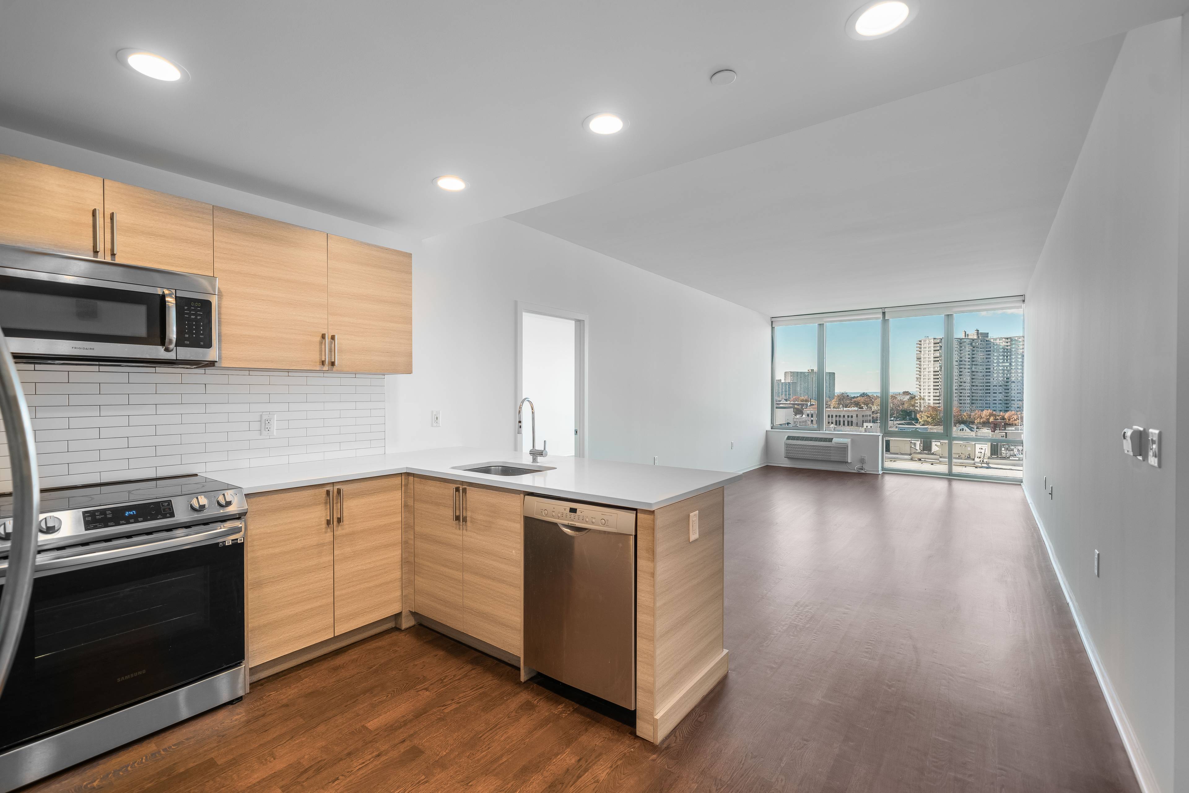 Unit 827 now available at Hudson Lights Fort Lee! Top Floor Open West Facing Views. NYC Shuttle Included Available for Residents!