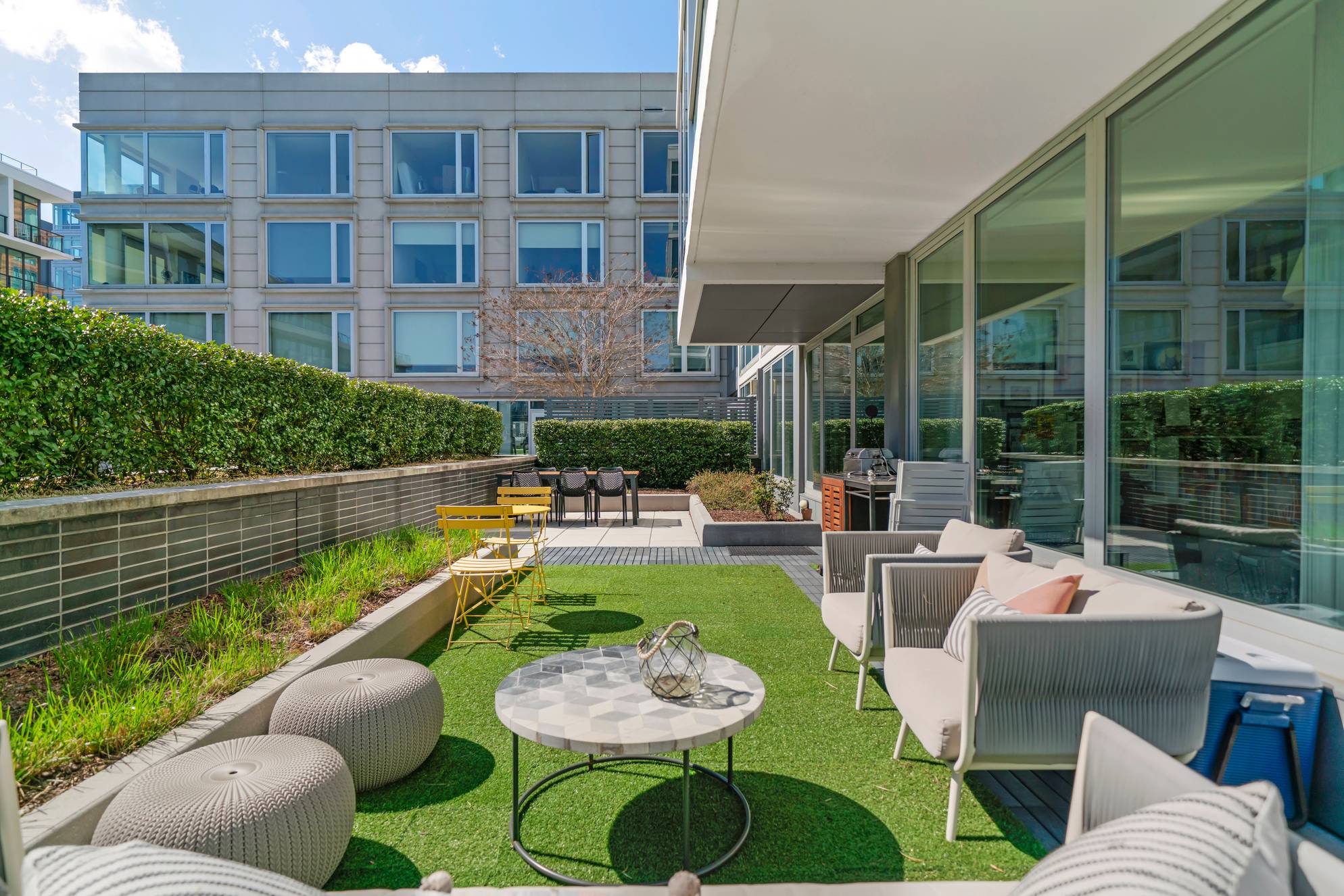 1000 AVENUE AT PORT IMPERIAL 