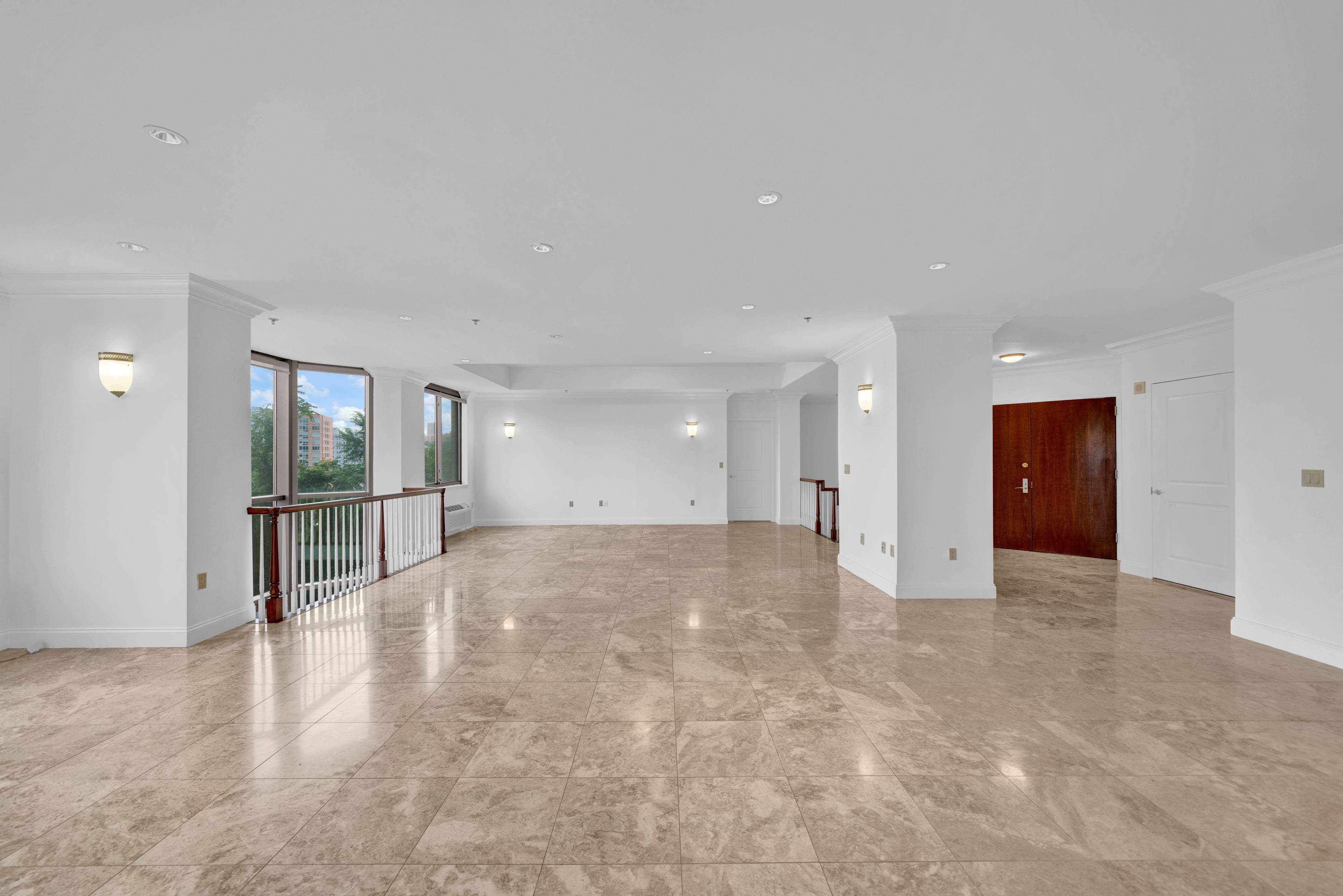 Sprawling Duplex 3 Bedroom 2 Bath apartment with Outdoor Space and 2-3 Car Private Parking!