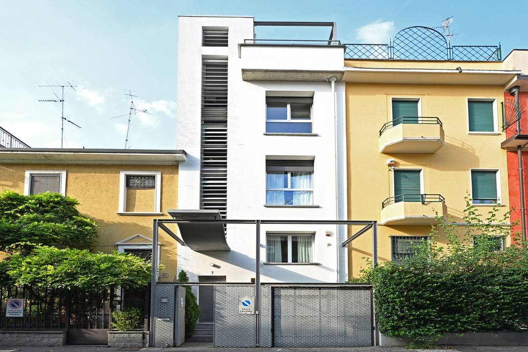 Modern villa in the city Center | Milan