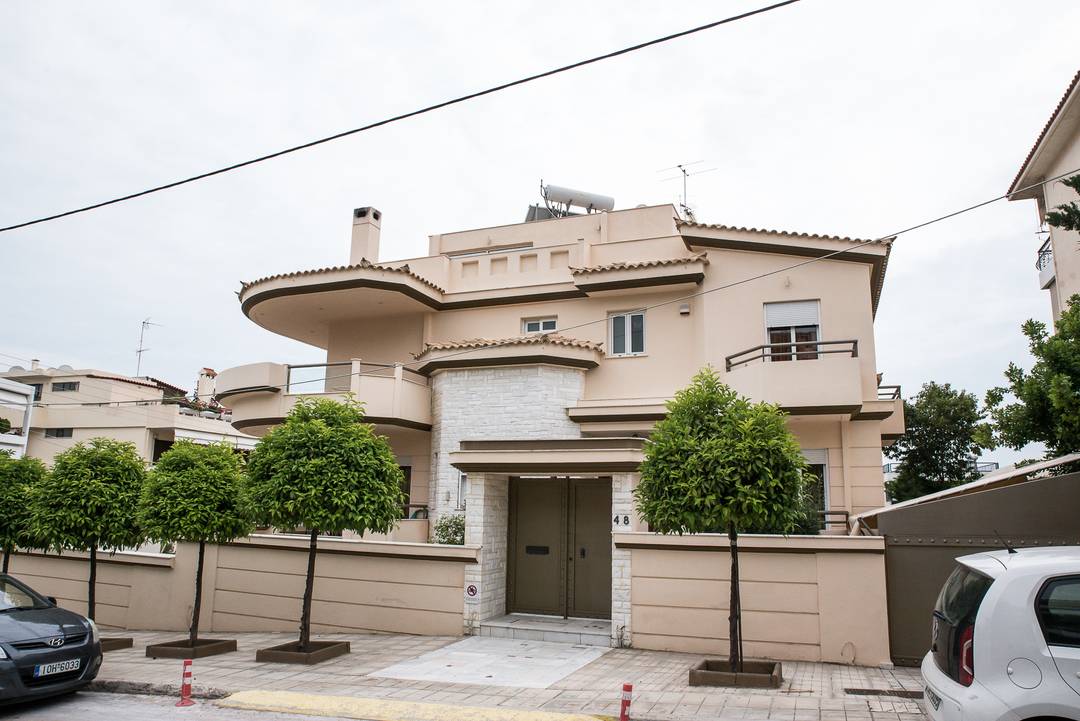 VOULA  CORNER  TOWNHOUSE 400 sqm, Pool ,Garden and Seaviews