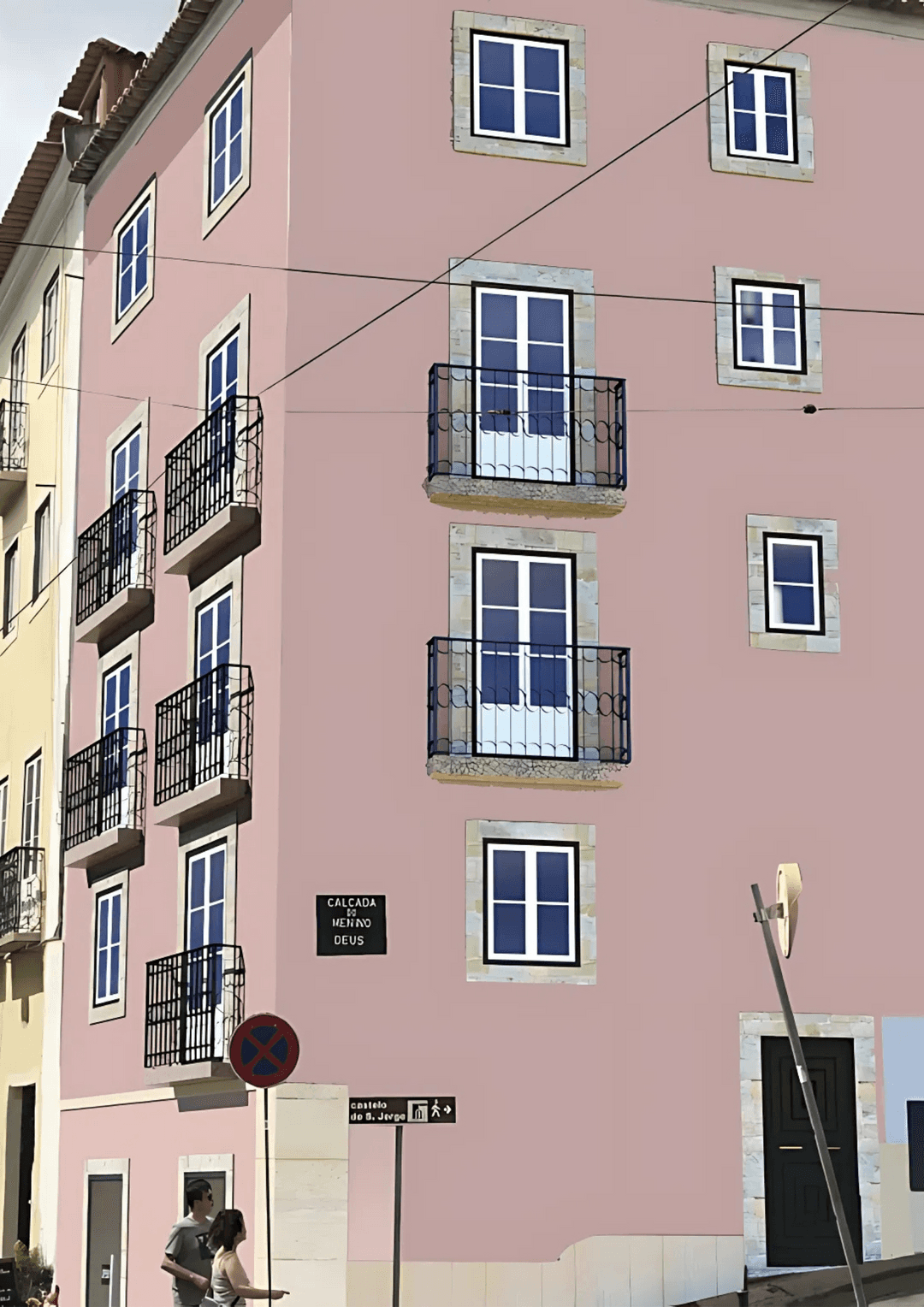 INVESTMENT OPPORTUNITY | 2 BEDROOMS APARTMENT IN LISBON´S MOST TRADITIONAL NEIGHBORHOOD