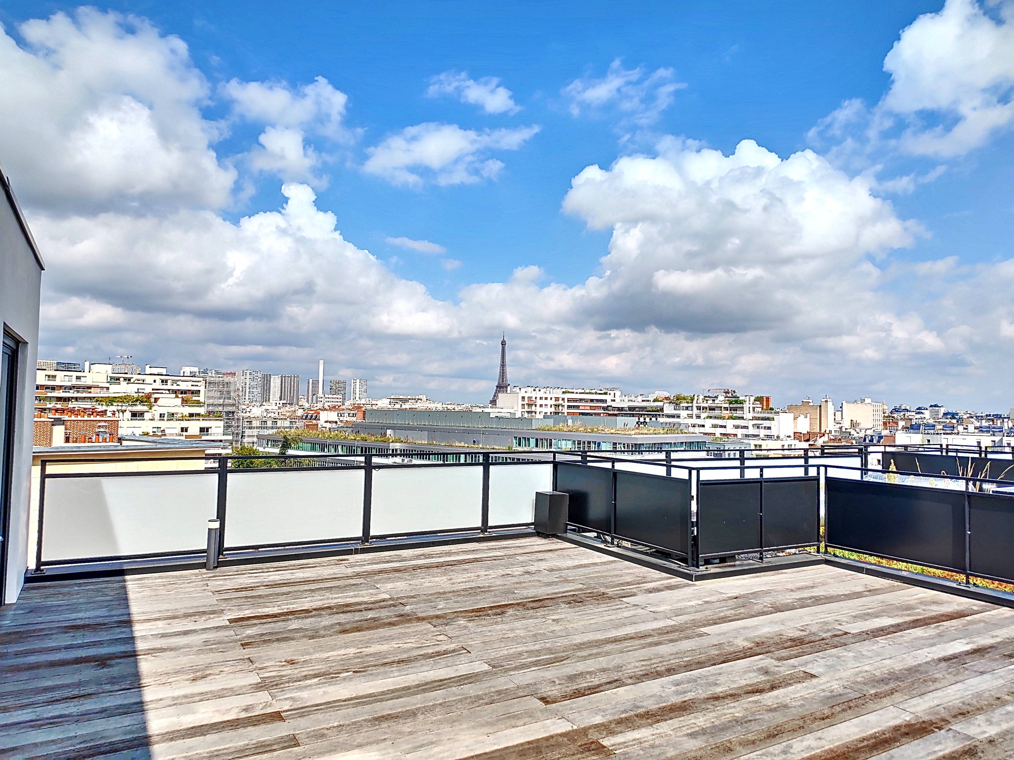 Incredible Penthouse located in the heart of Paris- Eiffel Tower