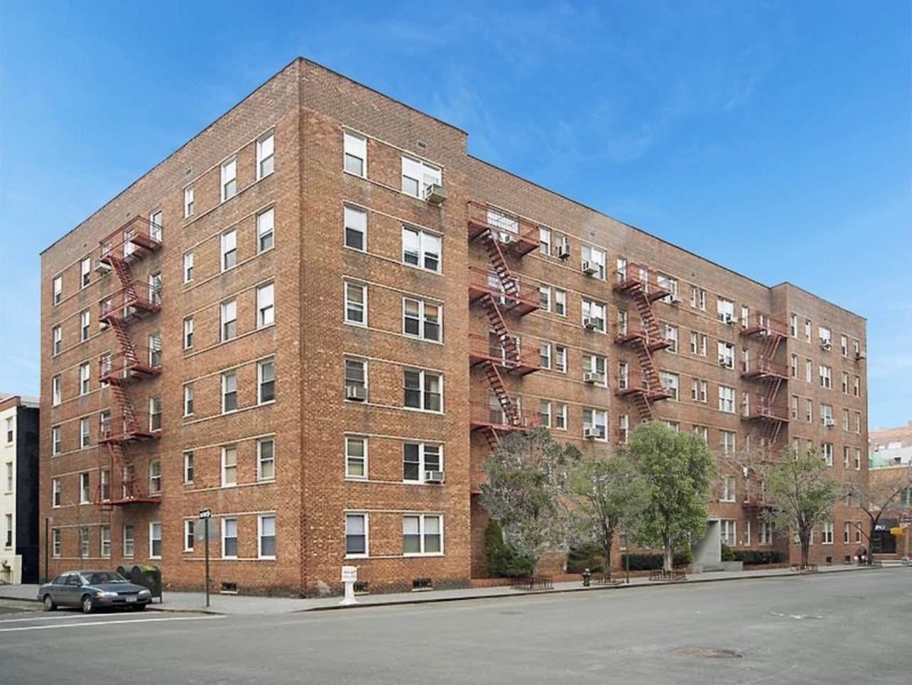 3 Bedroom 2 Bathrooms in the West Village