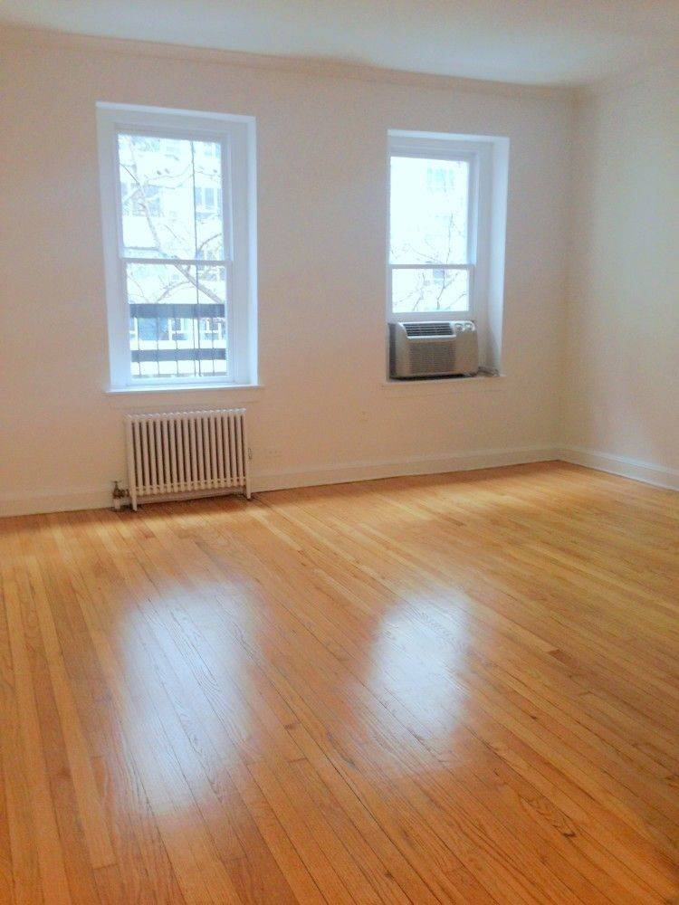 No Fee Studio, Elevator Building, Upper East Location